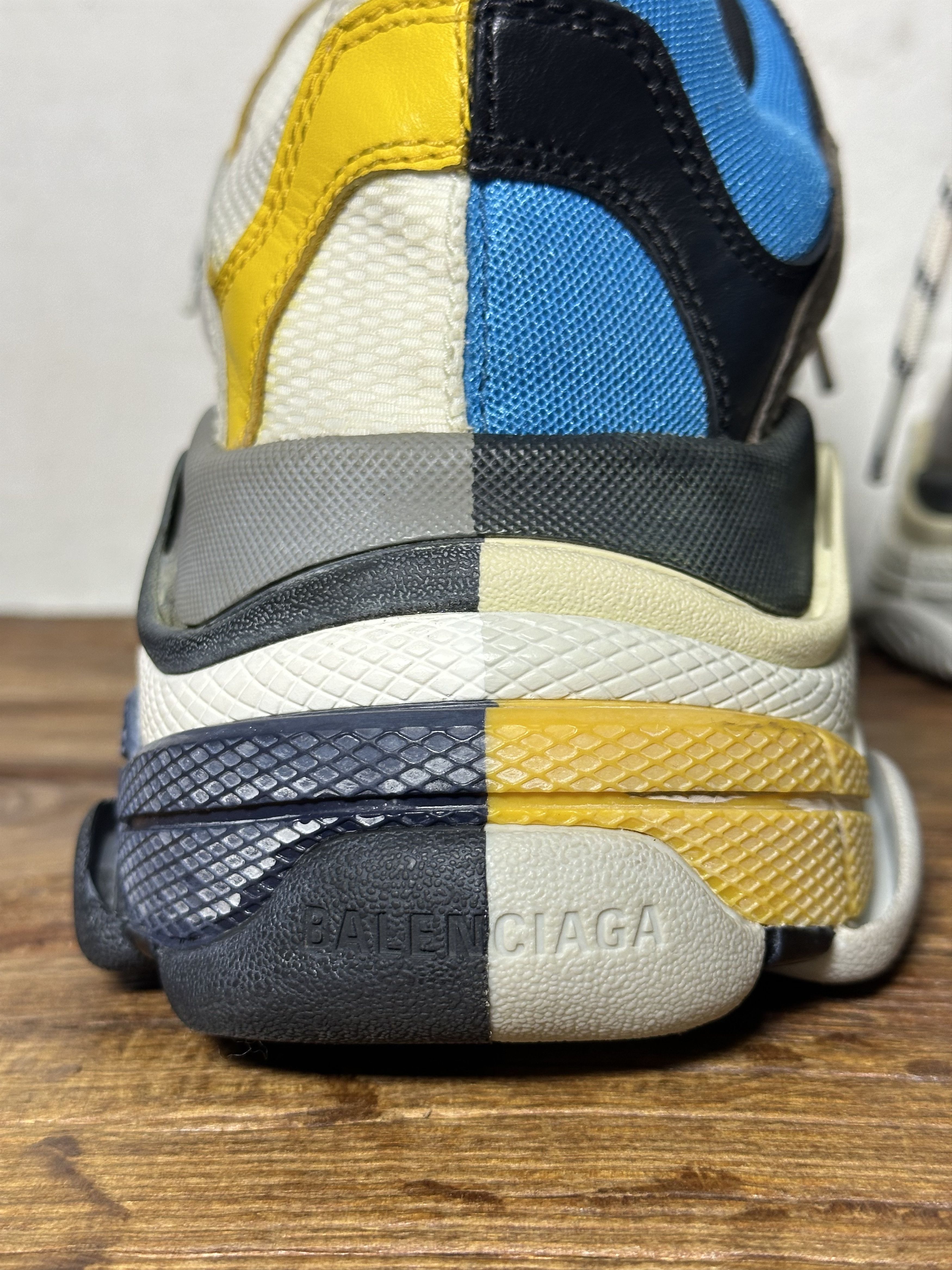 Balenciaga Balenciaga Triple S Split White Light Grey Yellow Size US 11 / EU 44 - 12 Thumbnail