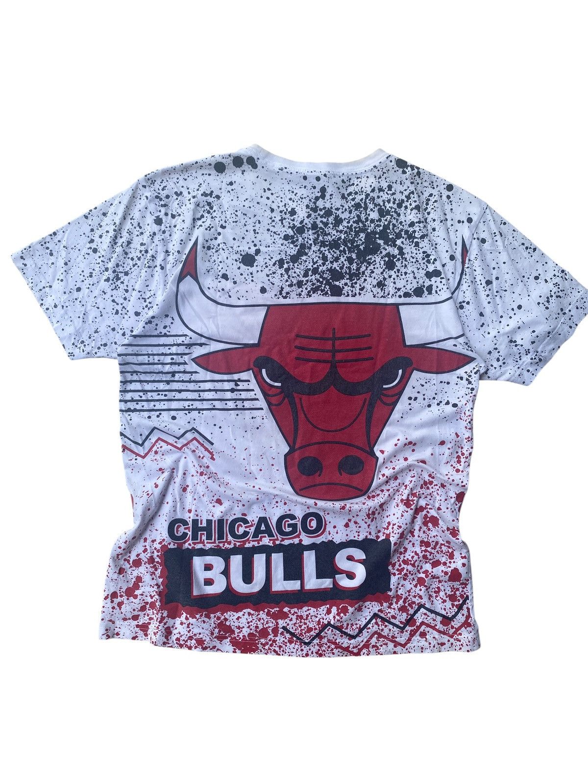 Vintage Mitchell & Ness Chicago Bulls Big Logo All Over Print Tee Size US M / EU 48-50 / 2 - 7 Thumbnail