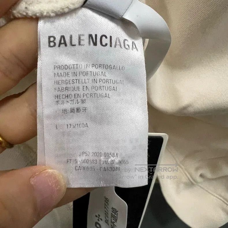 Balenciaga Balenciaga Beige Embroidered Logo Hoodie. Size US L / EU 52-54 / 3 - 4 Thumbnail