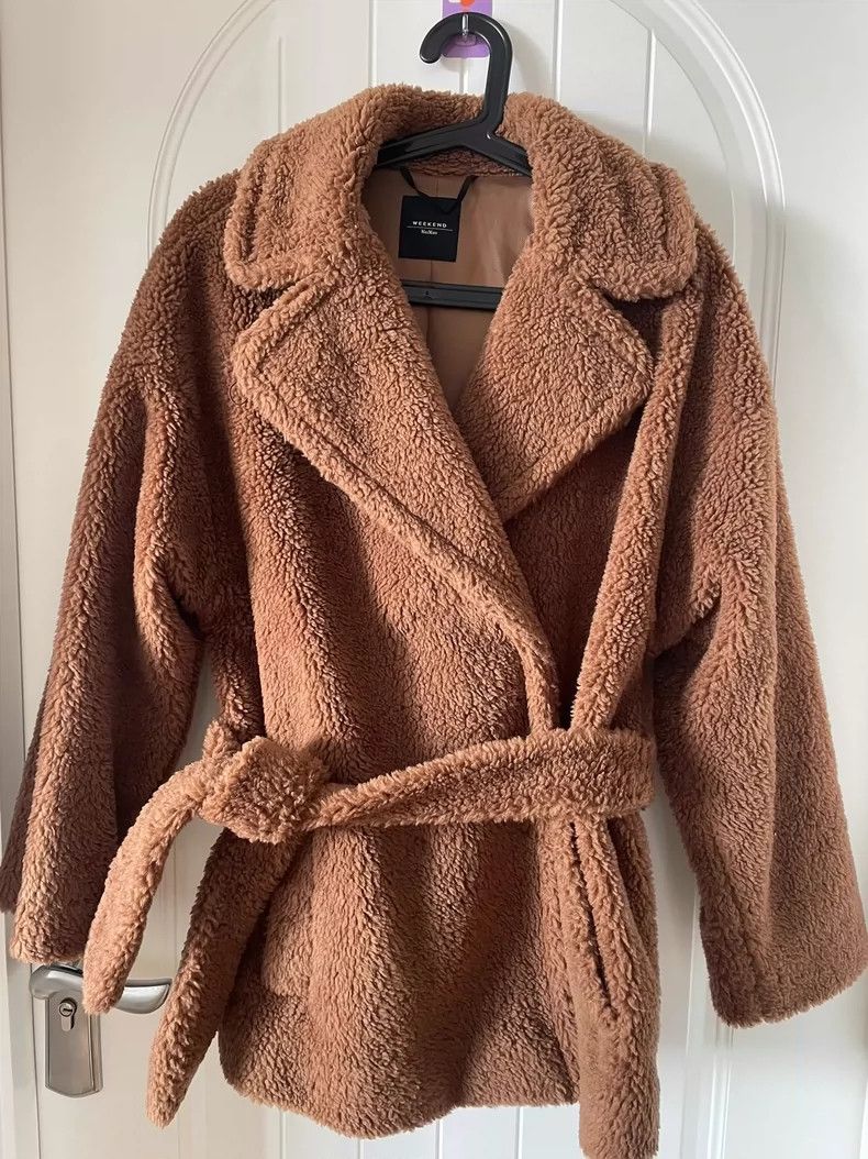 Max Mara Max Mara Short Teddy Coat Size M / US 6-8 / IT 42-44 - 1 Thumbnail