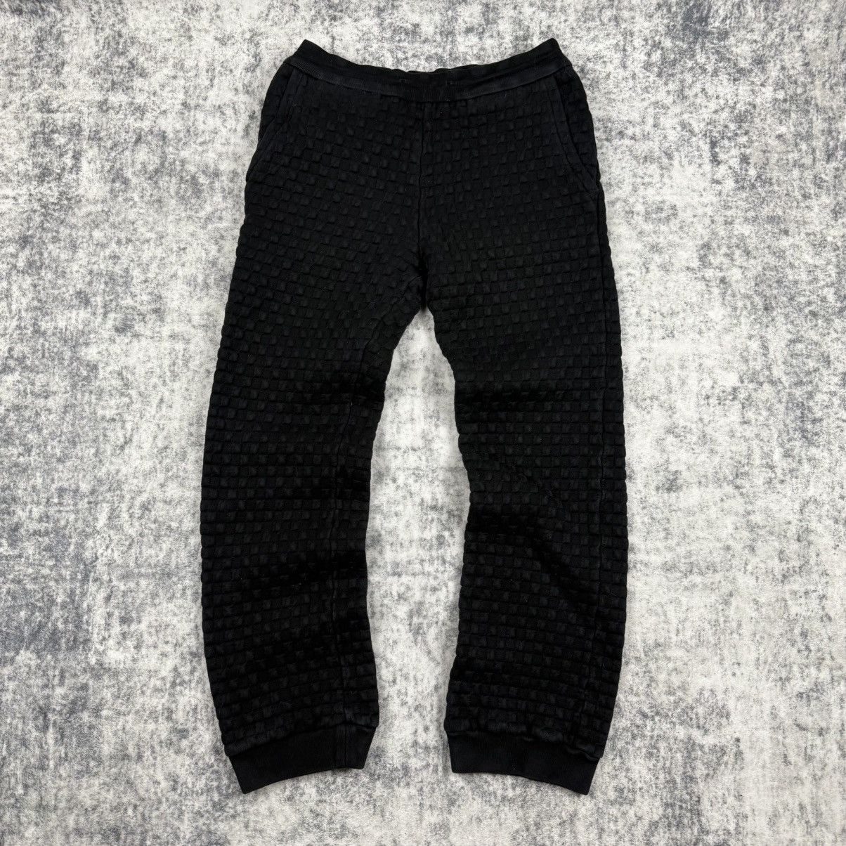 Louis Vuitton Louis Vuitton Waffle Knit Track ʼBlack’ Sweatpants Size US 32 / EU 48 - 1 Thumbnail