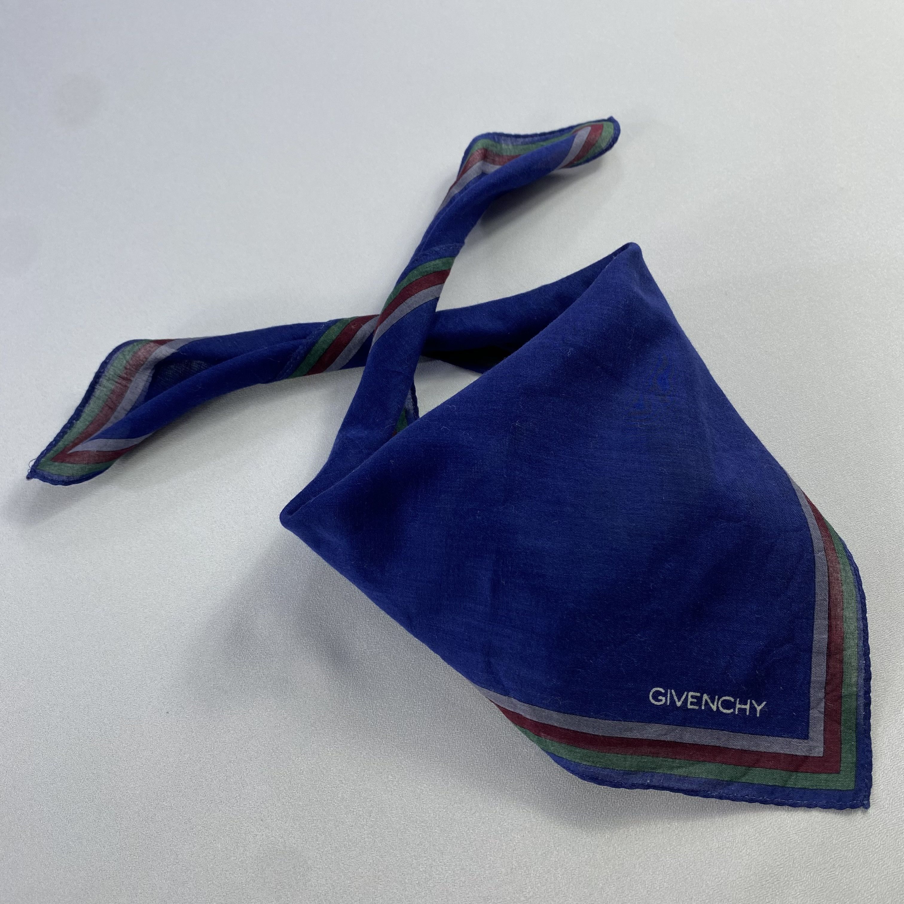 Vintage Givenchy Bandana/ Handkerchief / Neckerchief Size ONE SIZE - 2 Thumbnail