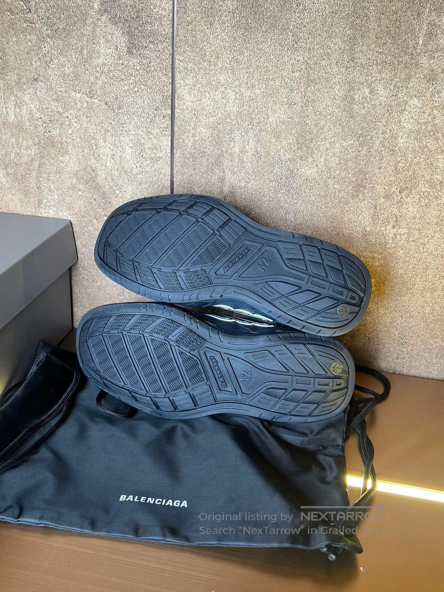 Balenciaga Balenciaga Black Hamptons Sneakers. Size US 9 / EU 42 - 8 Thumbnail