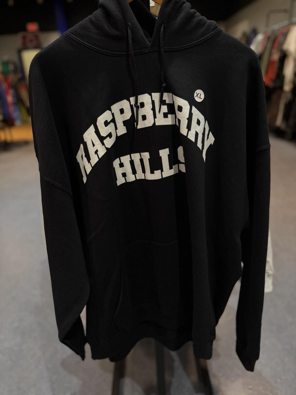 Other Raspberry Hills Black Cotton Fleece Pullover Hoodie XL Size US XL / EU 56 / 4 - 3 Thumbnail