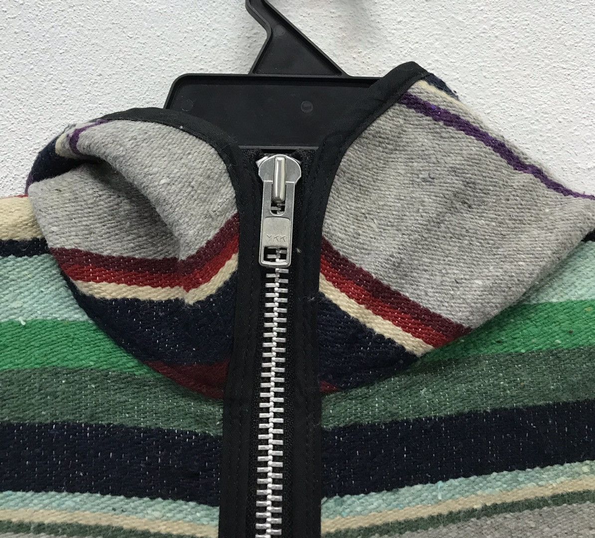 Japanese Brand × Vintage Vintage Mucho Bueno Made In Japan Sleeveless Jacket Hoodie Size US S / EU 44-46 / 1 - 3 Thumbnail