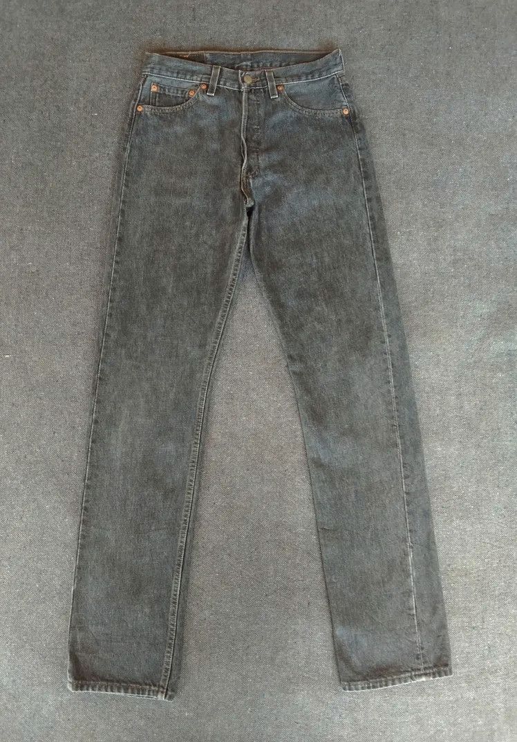 Levi's × Vintage 90s Vintage Levis 501 Made In USA 28x33 Size US 28 / EU 44 - 1 Thumbnail
