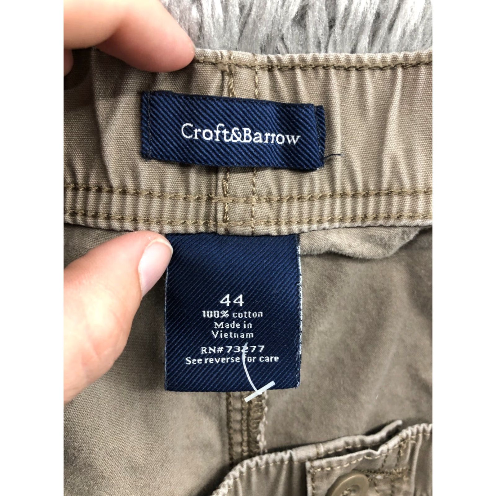 Croft & Barrow Croft & Barrow Cargo Shorts Mens Size 44 Mid Rise Medium Wash Beige Size US 44 / EU 60 - 7 Thumbnail