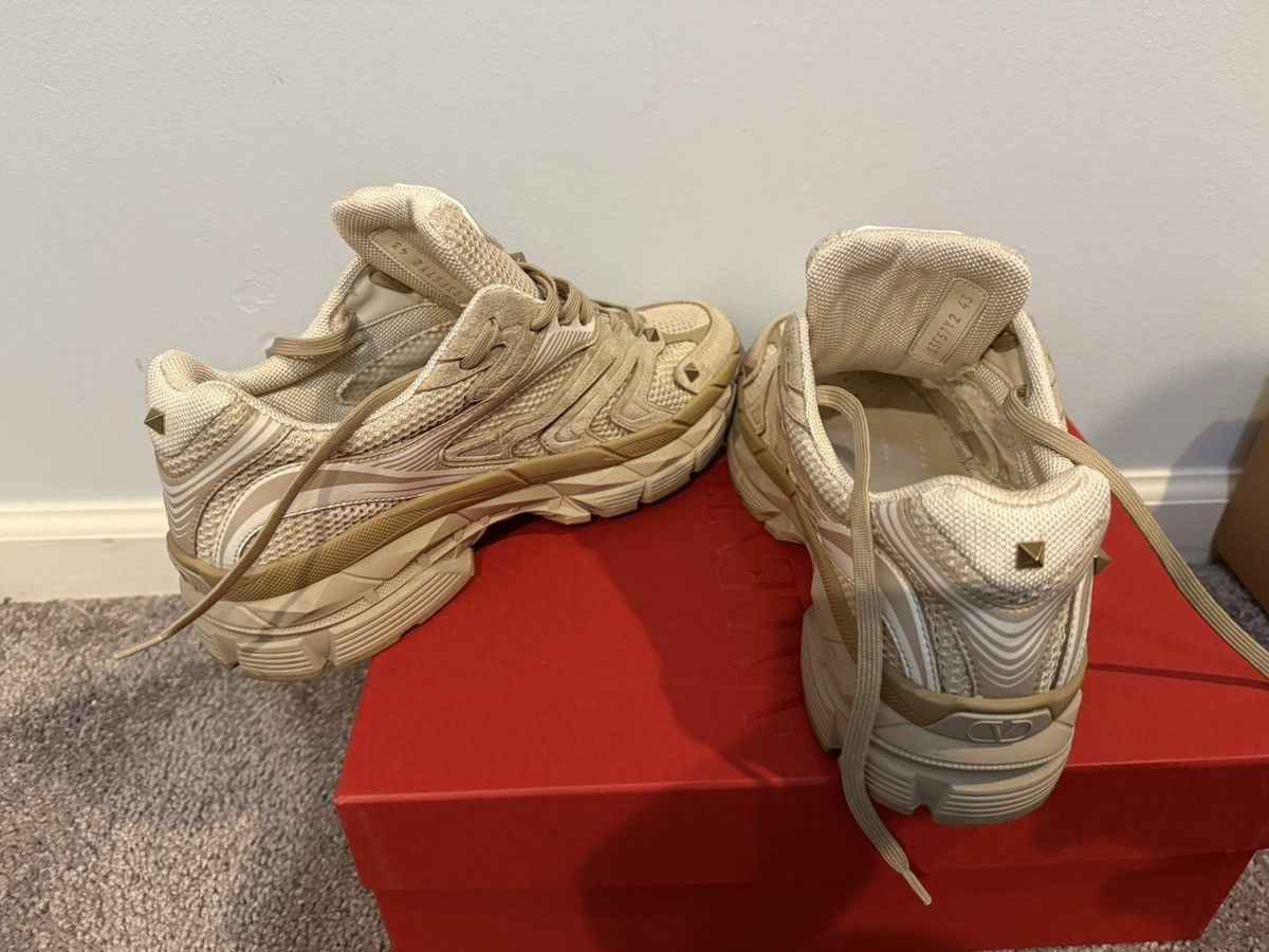 Valentino MS-2960 panelled sneakers Size US 10 / EU 43 - 8 Thumbnail