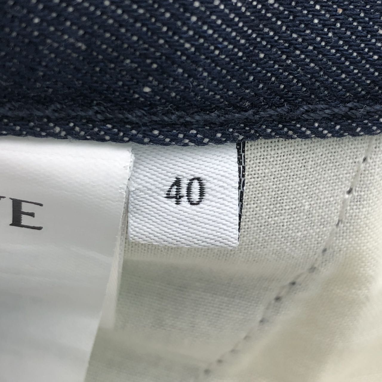 Loewe Loewe Navy Blue Contrast Cuff Cotton Jeans K26WX Size 28" / US 6 / IT 42 - 7 Thumbnail