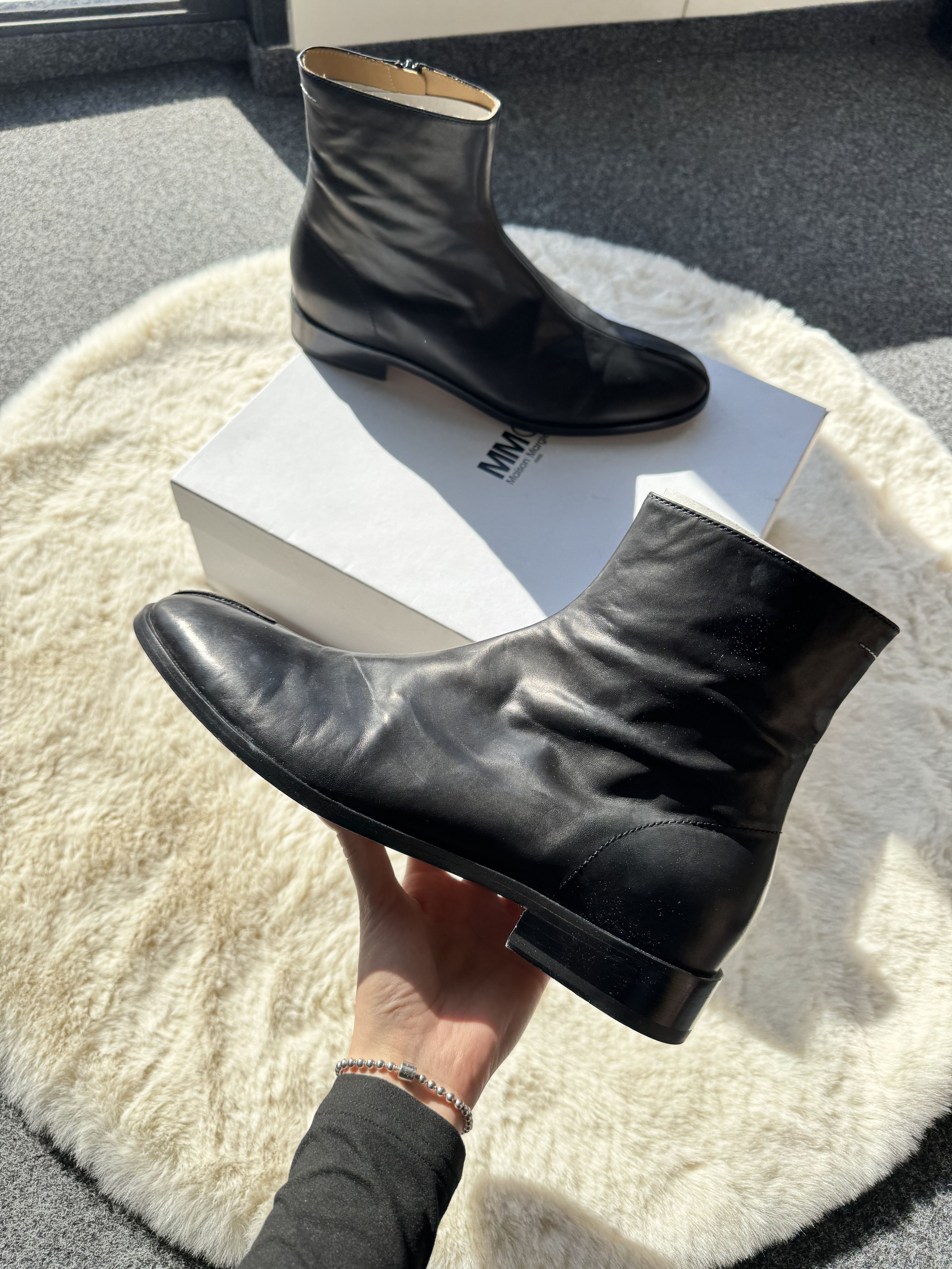 Maison Margiela Black leather Maison Margiela MM6 men's ankle boots EU 45 Size US 12 / EU 45 - 5 Thumbnail