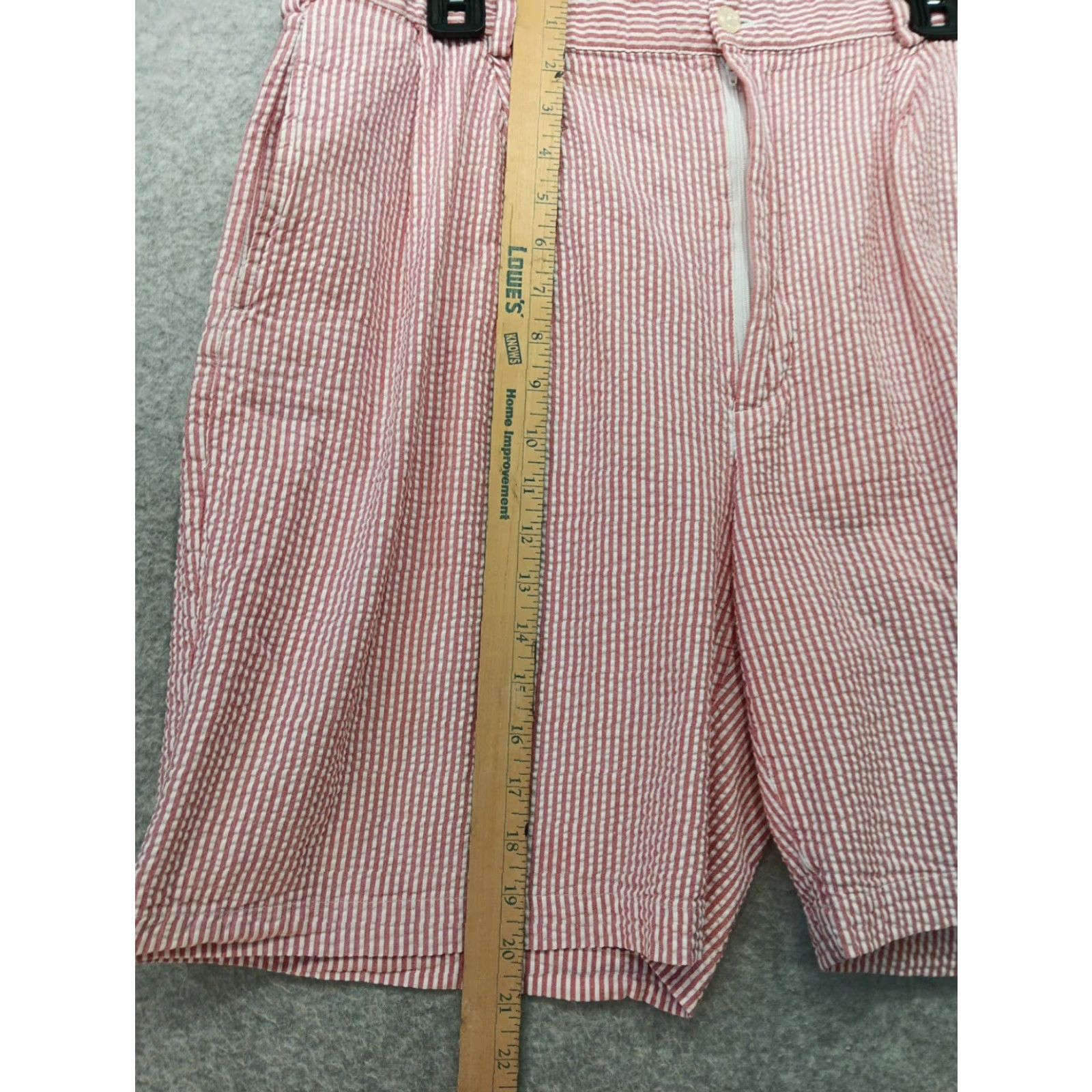 Jos. A. Bank VINTAGE Jos A Bank Seersucker Shorts Men 38 Waist Red White Striped Pleated GUC Size US 38 / EU 54 - 5 Thumbnail