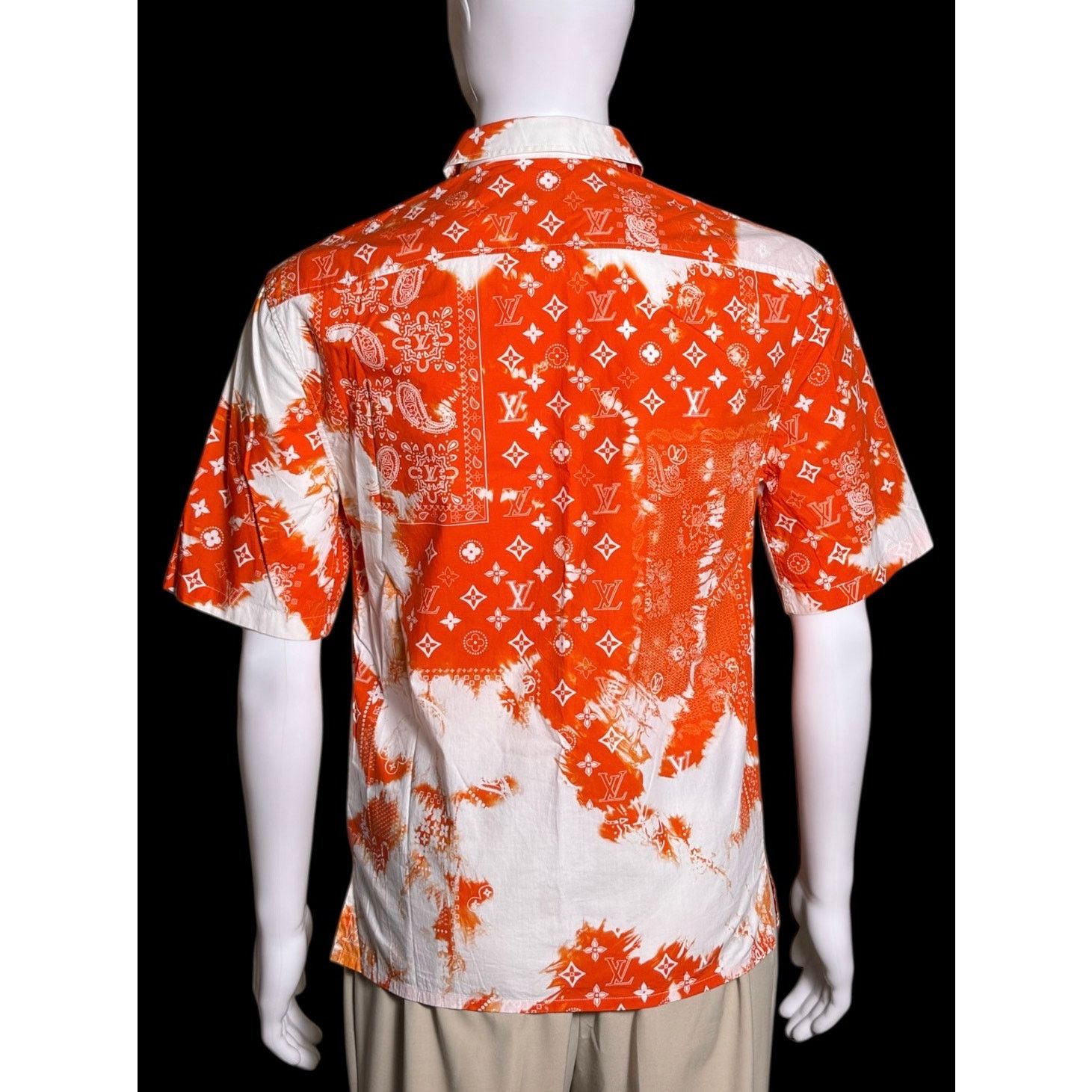 Louis Vuitton Authentic Louis Vuitton 2022 Red Monogram Button Down Shirt Size US XS / EU 42 / 0 - 3 Thumbnail