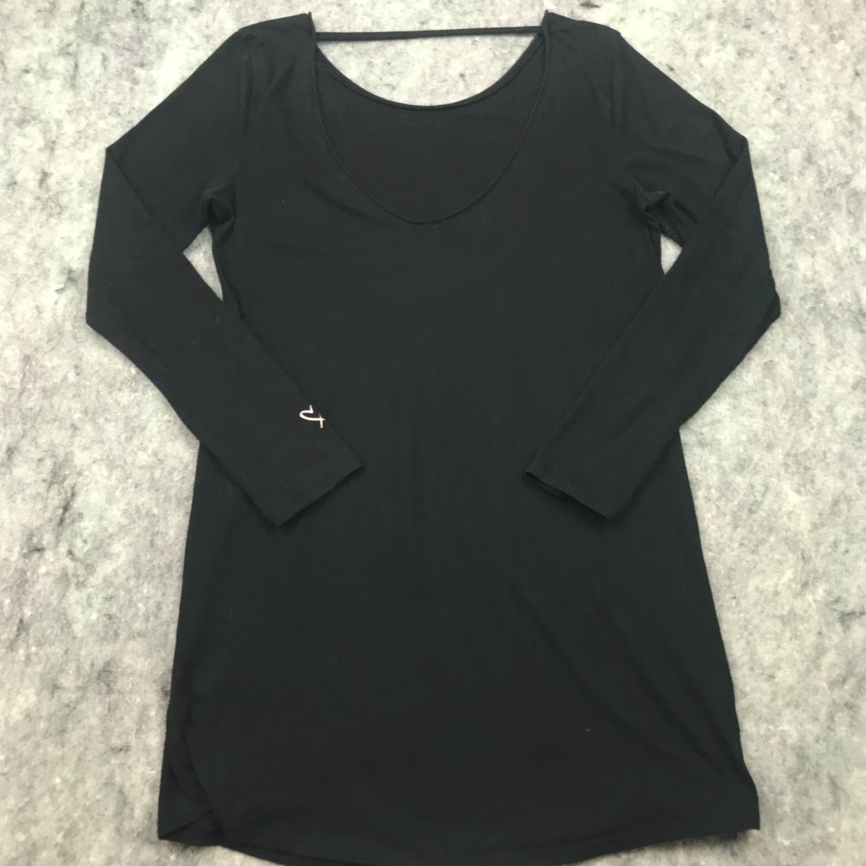 Victoria's Secret Victoria's Secret Shirt Womens Black Long Sleeve Round Neck Tease T-Shirt Small Easy Flowy All Seasons Casual Size S / US 4 / IT 40 - 5 Thumbnail