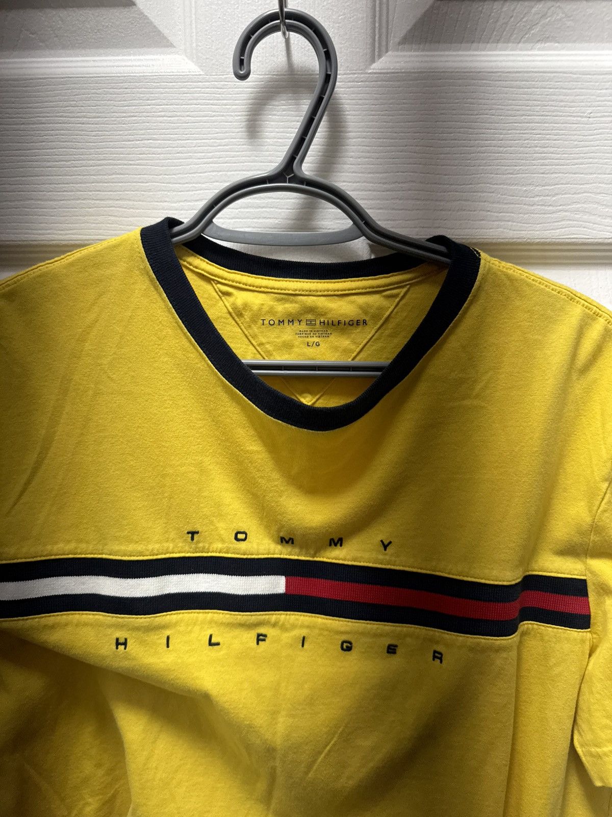 Tommy Hilfiger Tommy Hilfiger Vintage Classic Logo Yellow Shirt Size US L / EU 52-54 / 3 - 4 Thumbnail