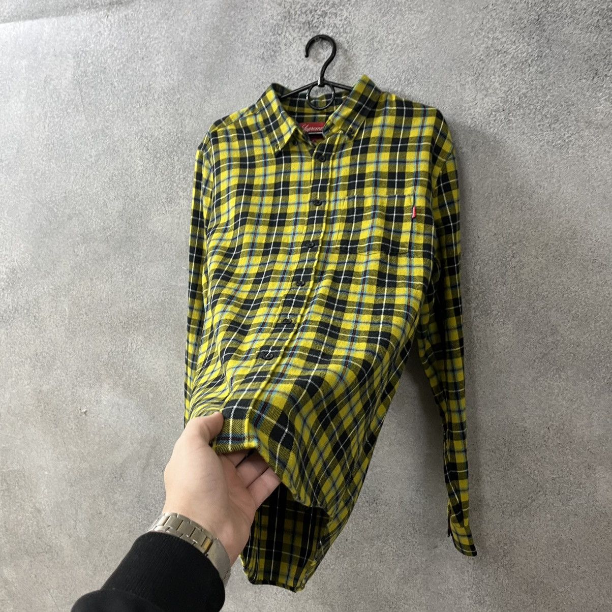 Supreme Supreme Shirt M Size US M / EU 48-50 / 2 - 7 Thumbnail