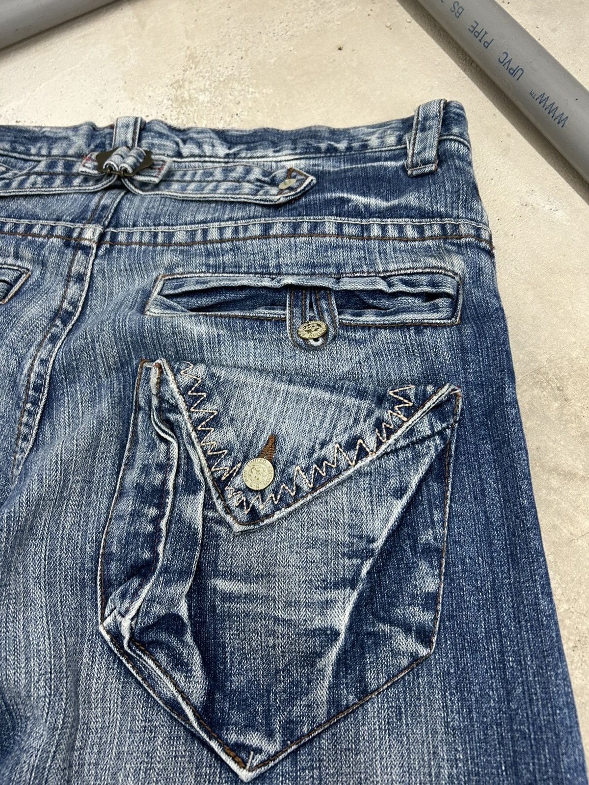 Raw United Edition Japan Washed Buckle Handkerchief Pocket