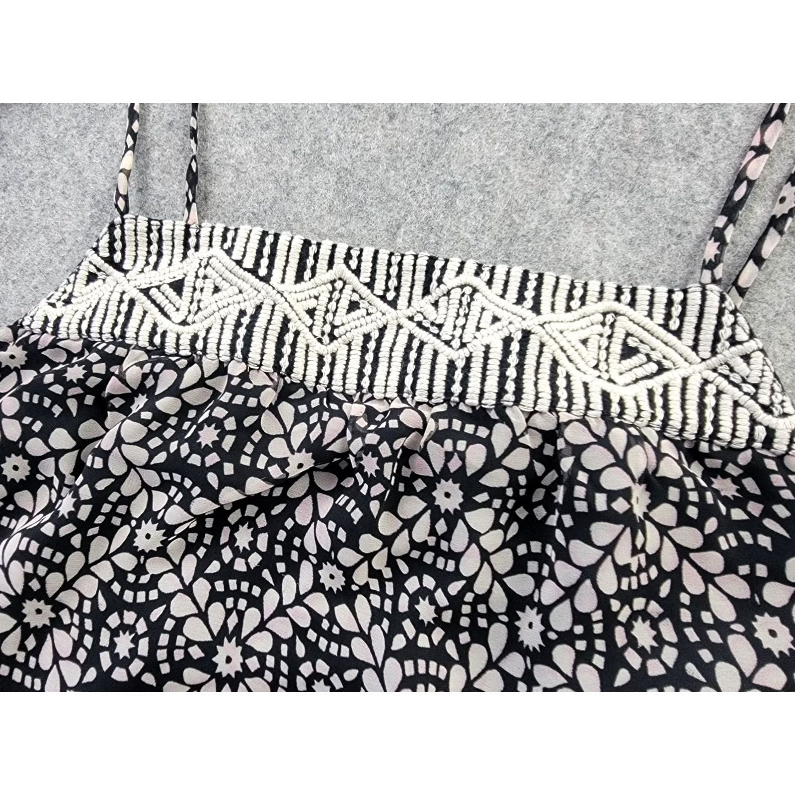 American Eagle Outfitters American Eagle Outfitters Tank Womens Medium Geometric Boho Embroidered Lined Sheer Polyester Black Size M / US 6-8 / IT 42-44 - 2 Thumbnail
