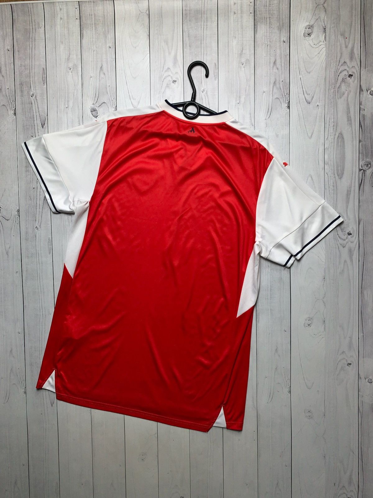 Puma × Vintage Vintage puma Arsenal soccer jersey size L red Size US L / EU 52-54 / 3 - 8 Thumbnail