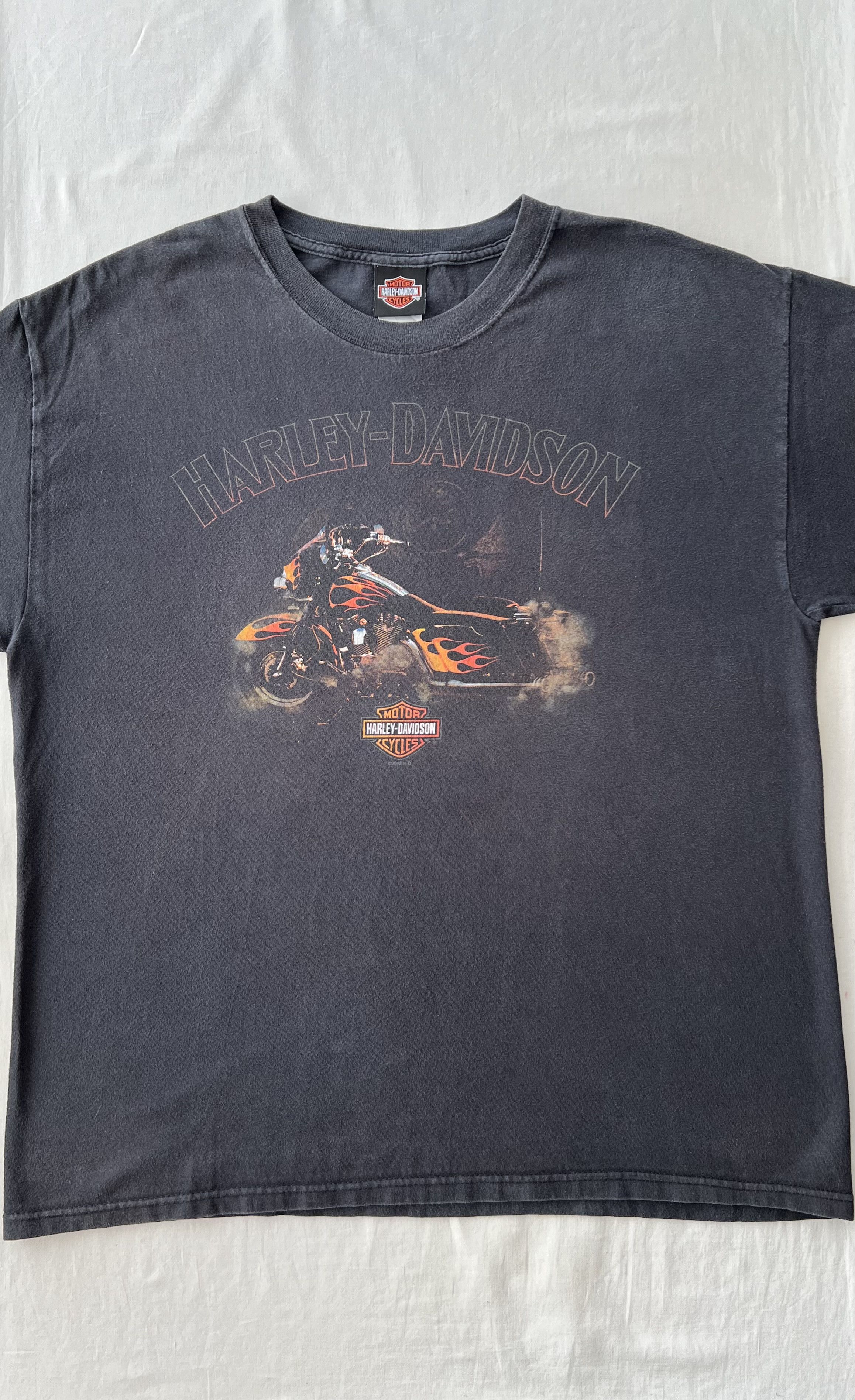 Harley Davidson Vintage 2006 Harley Davidson Motorcycle Fire Flame T-shirt Size US XL / EU 56 / 4 - 3 Thumbnail