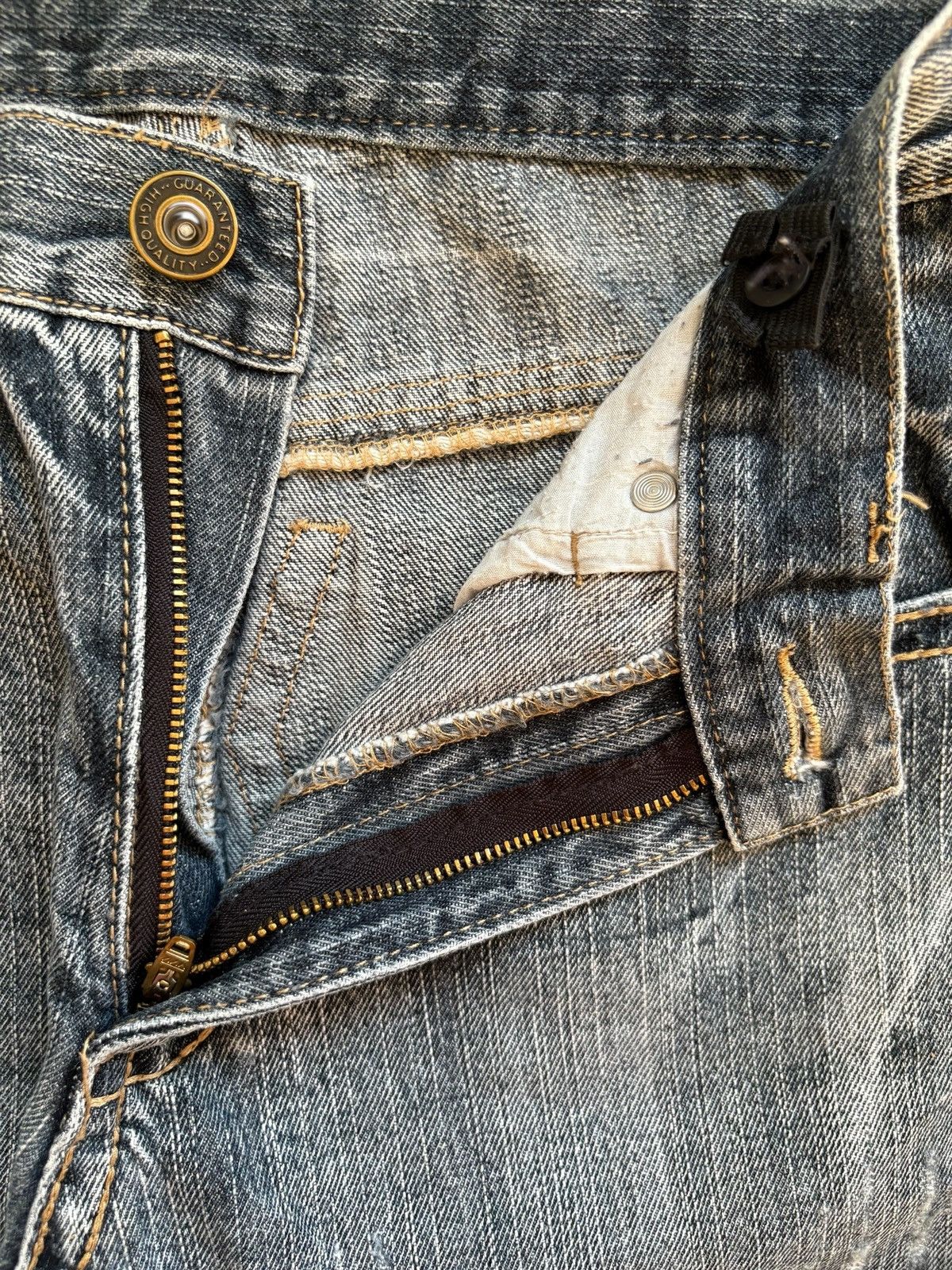 Japanese Brand Vintage Japanese Brand Faded Wash Distressed Rip Loose Jean Size US 27 - 9 Thumbnail