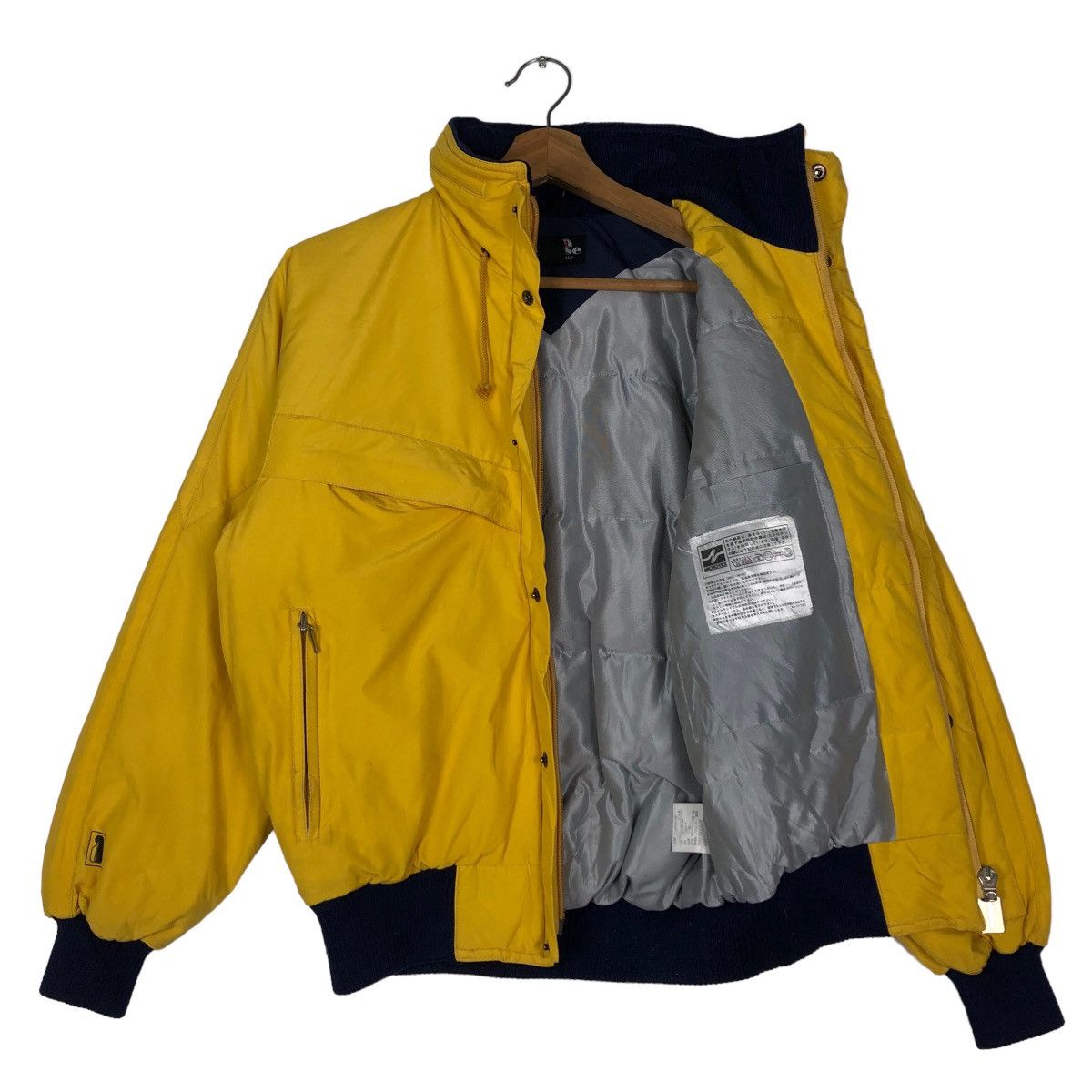 Japanese Brand 🔥Vintage Bomber Jacket Ski Ellesse Perugia-Italy Japan Made Size US S / EU 44-46 / 1 - 10 Thumbnail