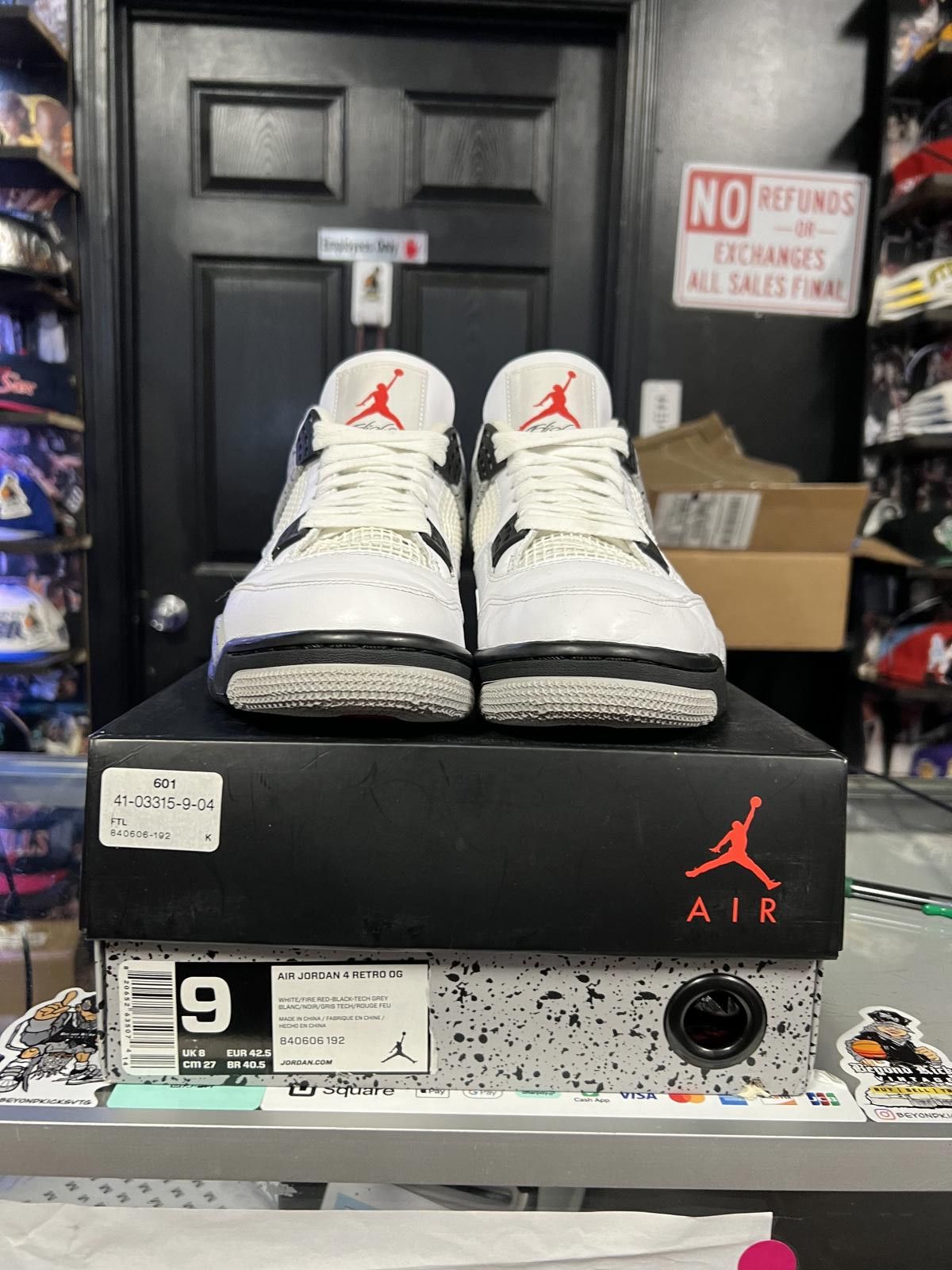 Jordan Brand Jordan 4 ‘White Cement’ Size US 9 / EU 42 - 2 Thumbnail