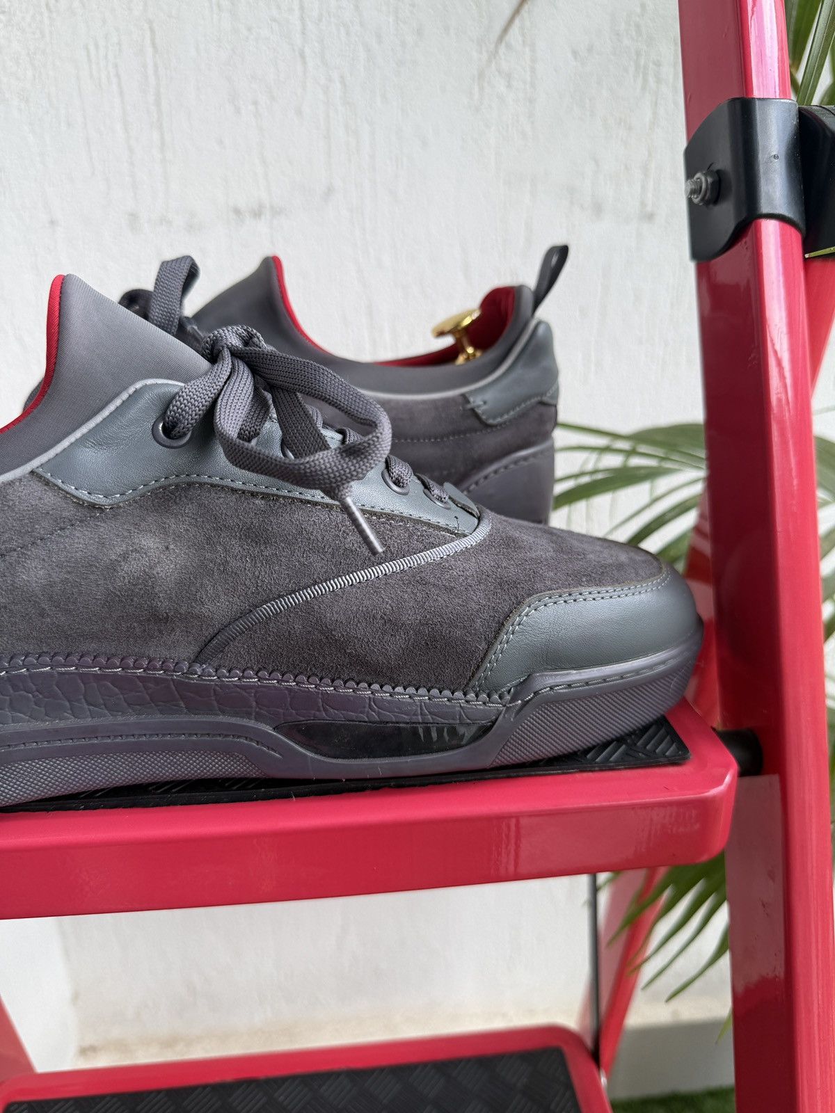 Christian Louboutin Aurelien suede trainers Size US 11 / EU 44 - 14 Thumbnail
