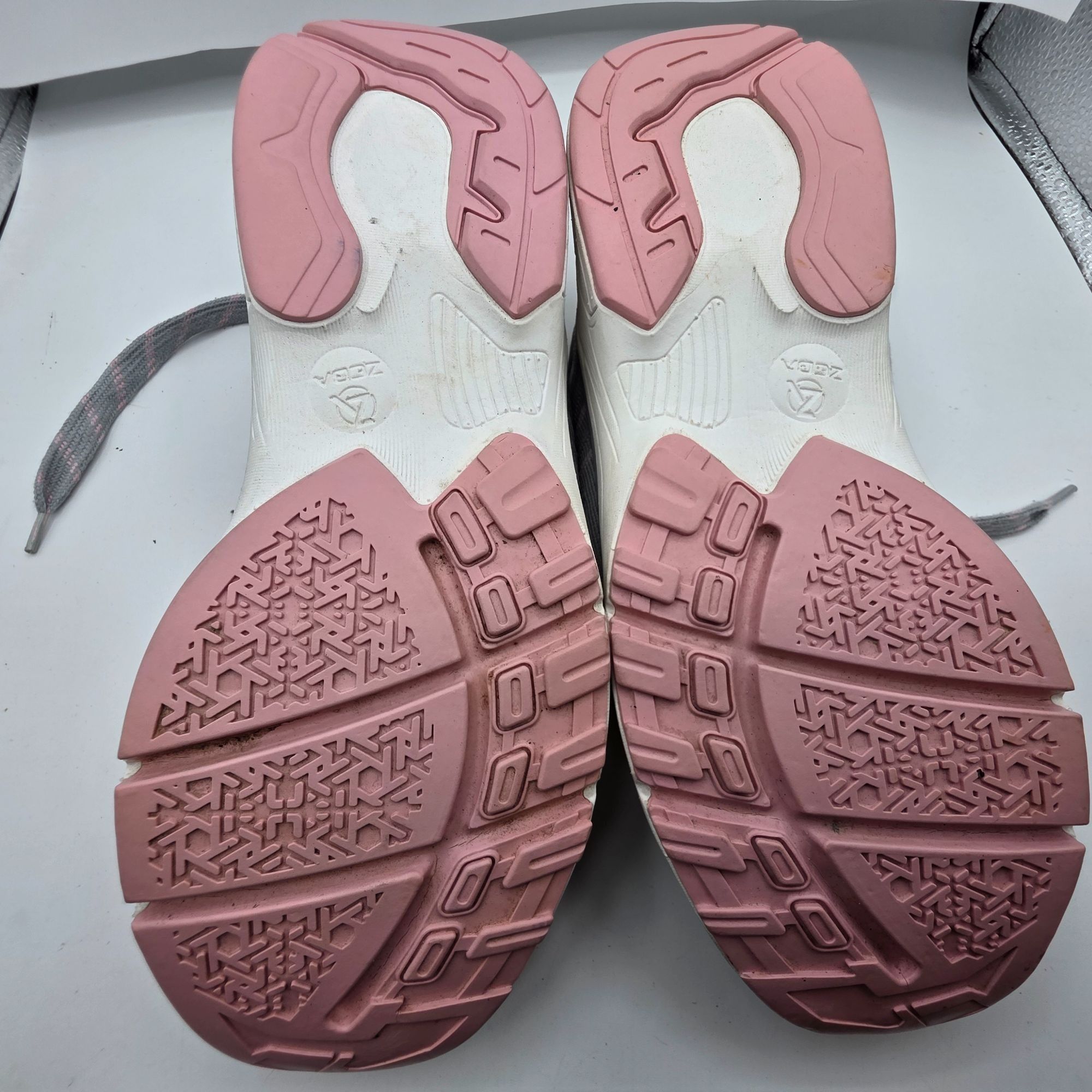 Other Zeba Hands Free Womens Size 10 Gray Pink Comfort Shoes Casau Size US 10 / IT 40 - 8 Thumbnail