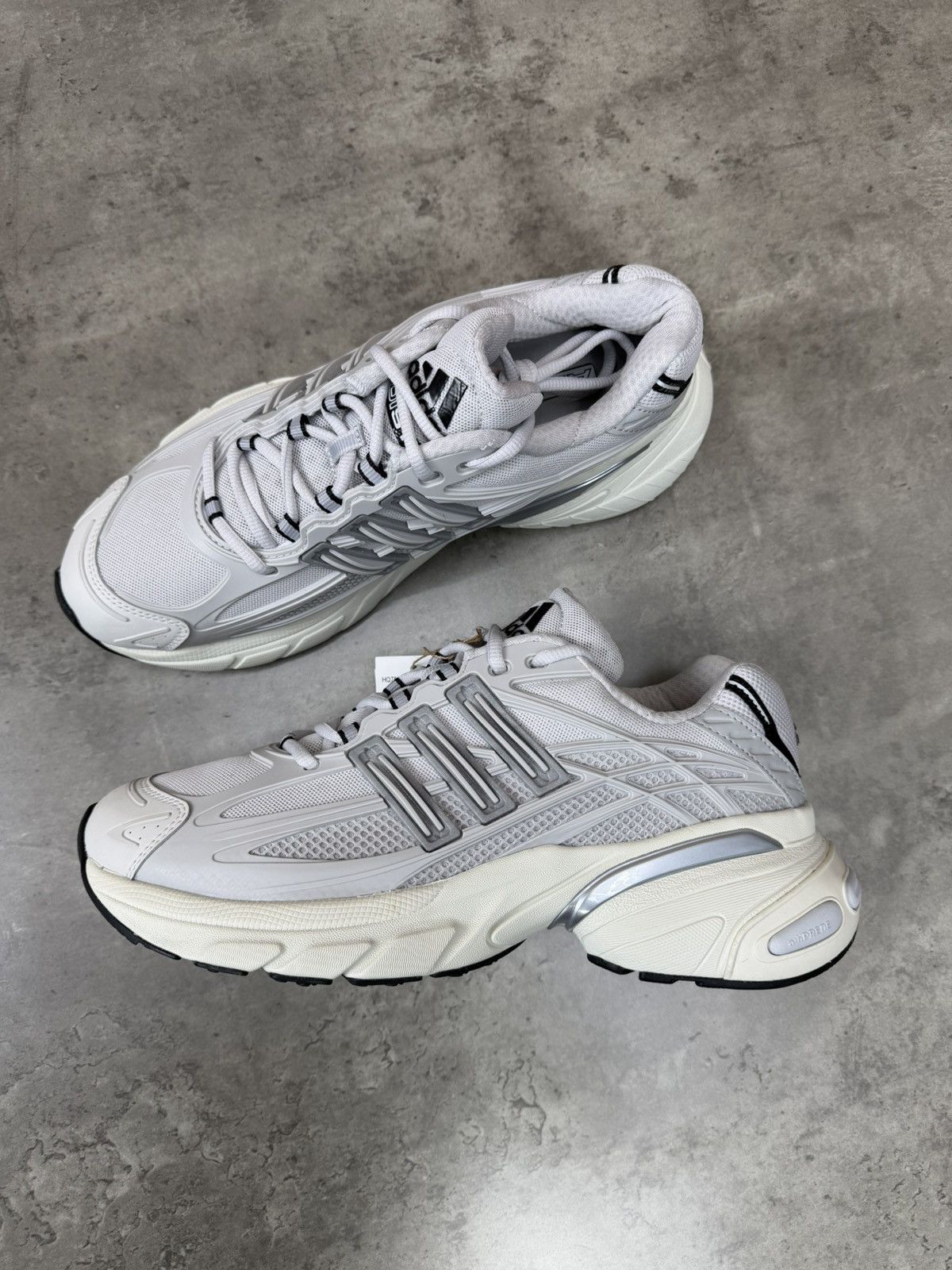 Adidas Adidas Adistar XLG 2.0 Sneakers Size US 9.5 Size US 9.5 / EU 42-43 - 1 Thumbnail
