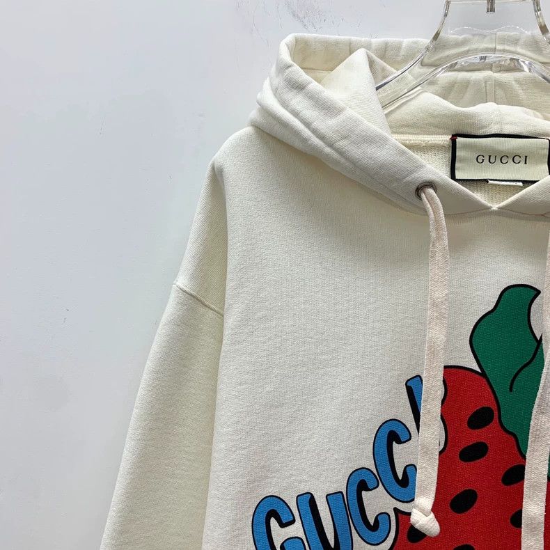 Gucci Gucci Beige strawberry print hooded drawstring long-sleeve Size US M / EU 48-50 / 2 - 3 Thumbnail