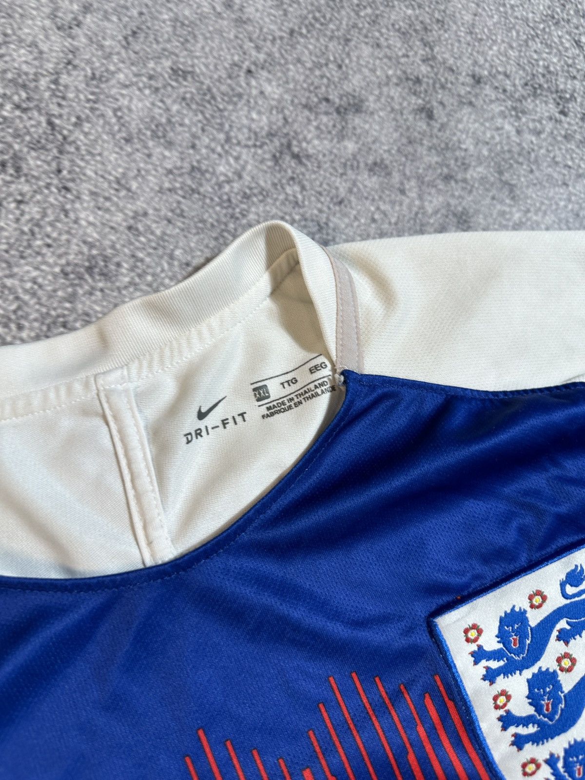 Nike Nike England Soccer Jersey Blokecore Rare Casual Style XL Size US XL / EU 56 / 4 - 4 Thumbnail