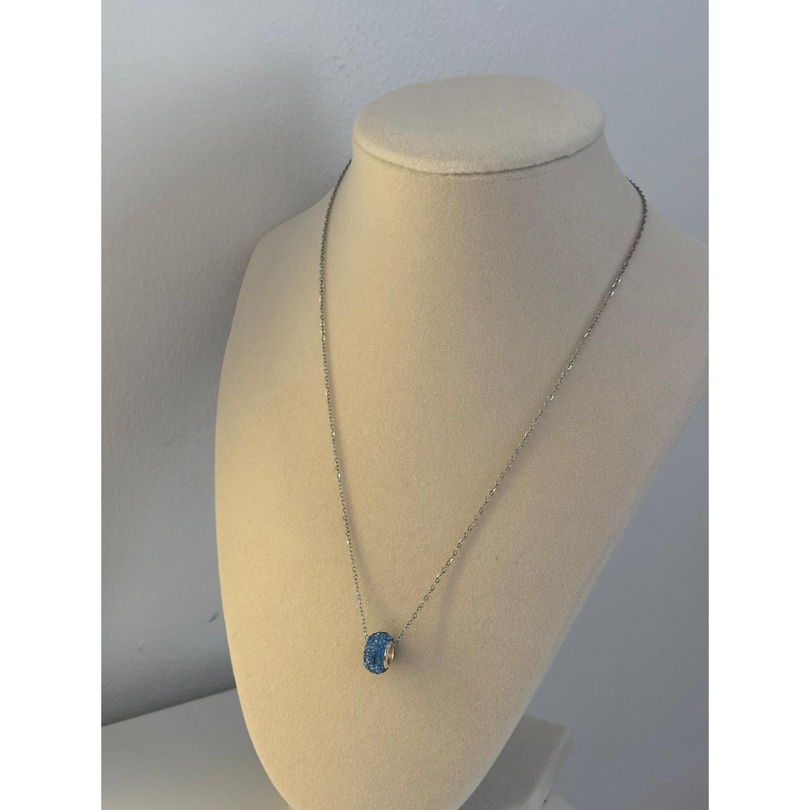 Other Blue Crystal Charm Necklace Silver Chain Dainty Size ONE SIZE - 4 Thumbnail