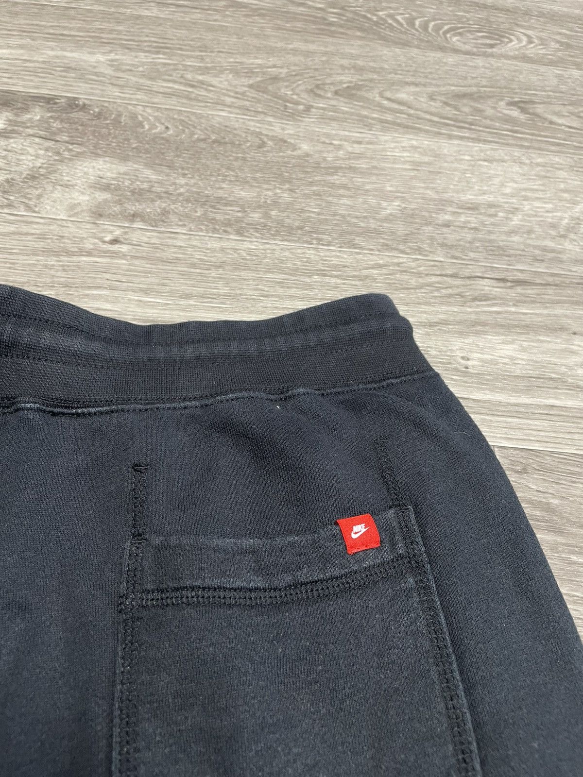 Nike Vintage Nike Black Sweet Shorts Y2K Size US 34 / EU 50 - 10 Thumbnail
