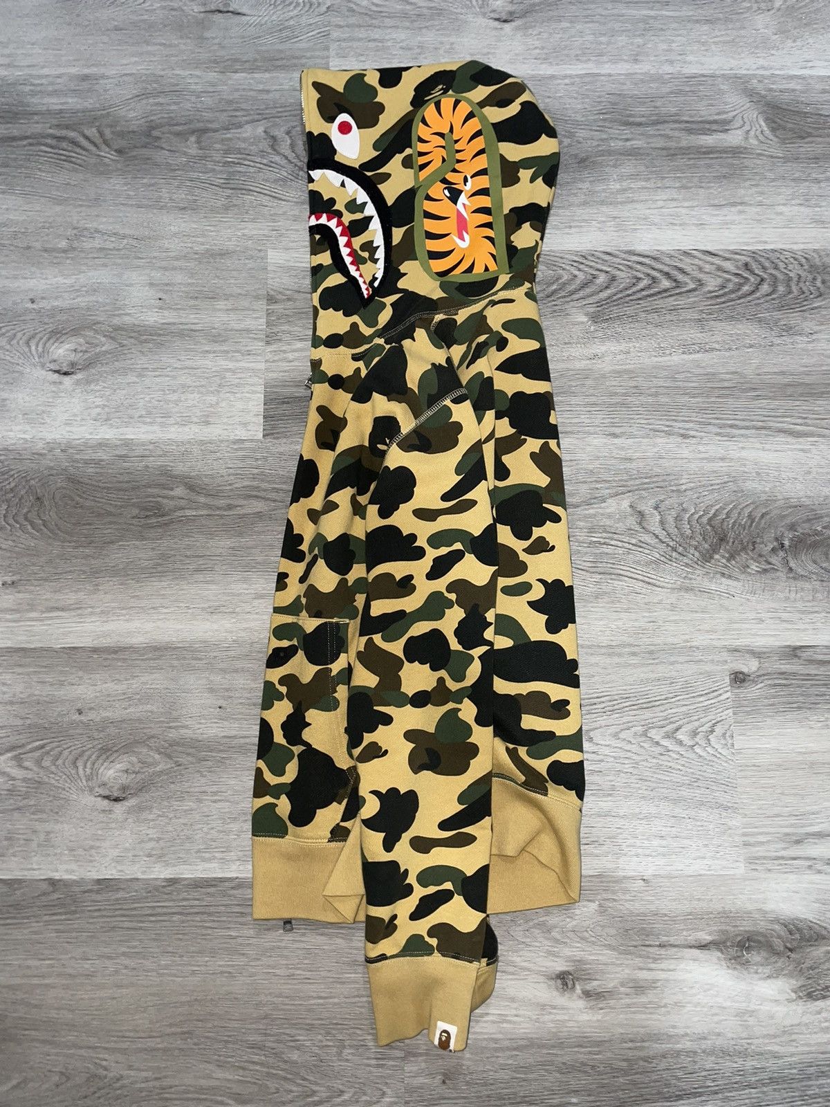 Bape Bape Jacket Camo/Yellow Size M Size US M / EU 48-50 / 2 - 4 Thumbnail