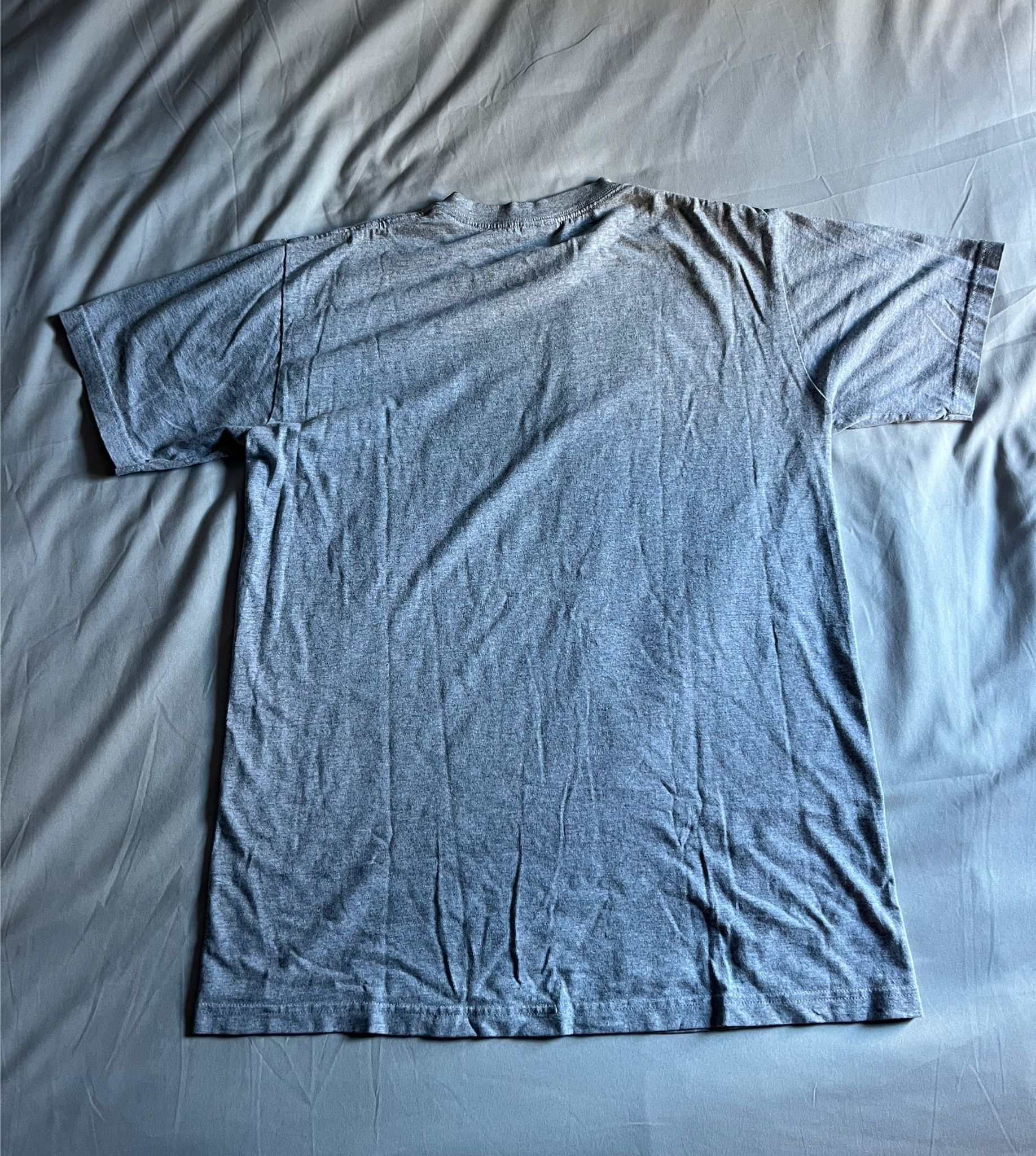 Supreme 2006 rare Supreme Kate Moss Lipstick Kiss tee Size US M / EU 48-50 / 2 - 4 Thumbnail