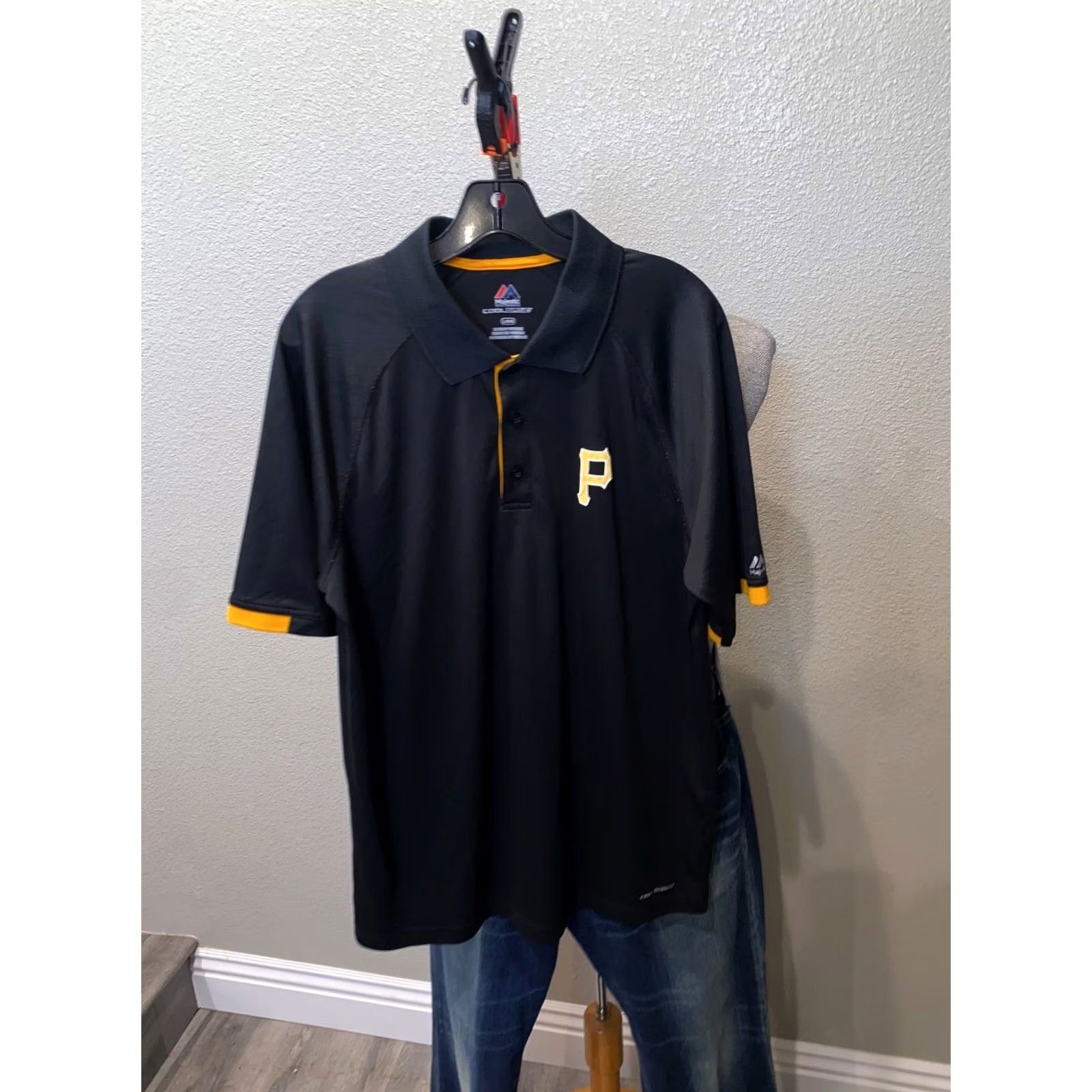 Vintage Majestic Pirates Baseball Polo Shirt L Mens Sharp Polo Shirt Large L Mens Baseball Majestic Pirates Polo Shirt L Sharp Shirt Size US L / EU 52-54 / 3 - 2 Thumbnail