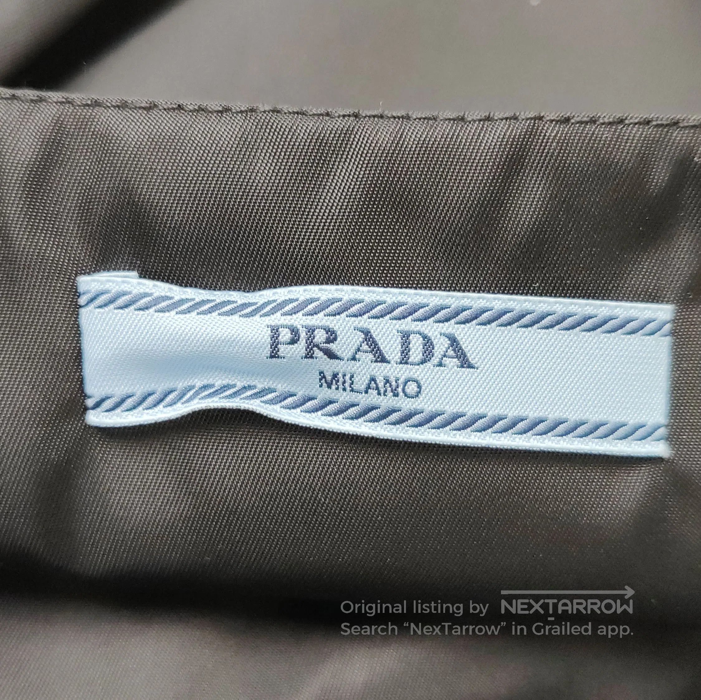 Prada Prada Black Triangle Logo Skirt Size 4. Size US 40 / EU 56 - 4 Thumbnail