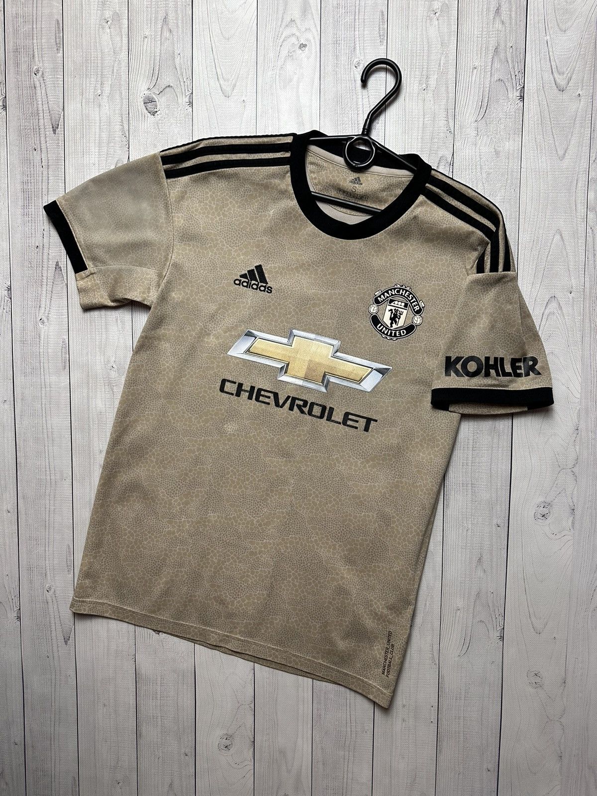 Adidas × Vintage Vintage Manchester United Soccer jersey adidas gold snake S Size US S / EU 44-46 / 1 - 1 Thumbnail