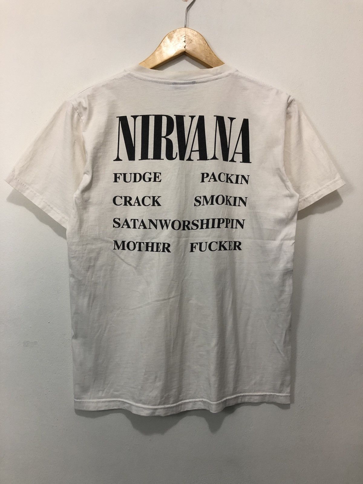 Band Tees Vintage Nirvana Vestibule T-Shirt Bootleg Size US S / EU 44-46 / 1 - 3 Thumbnail