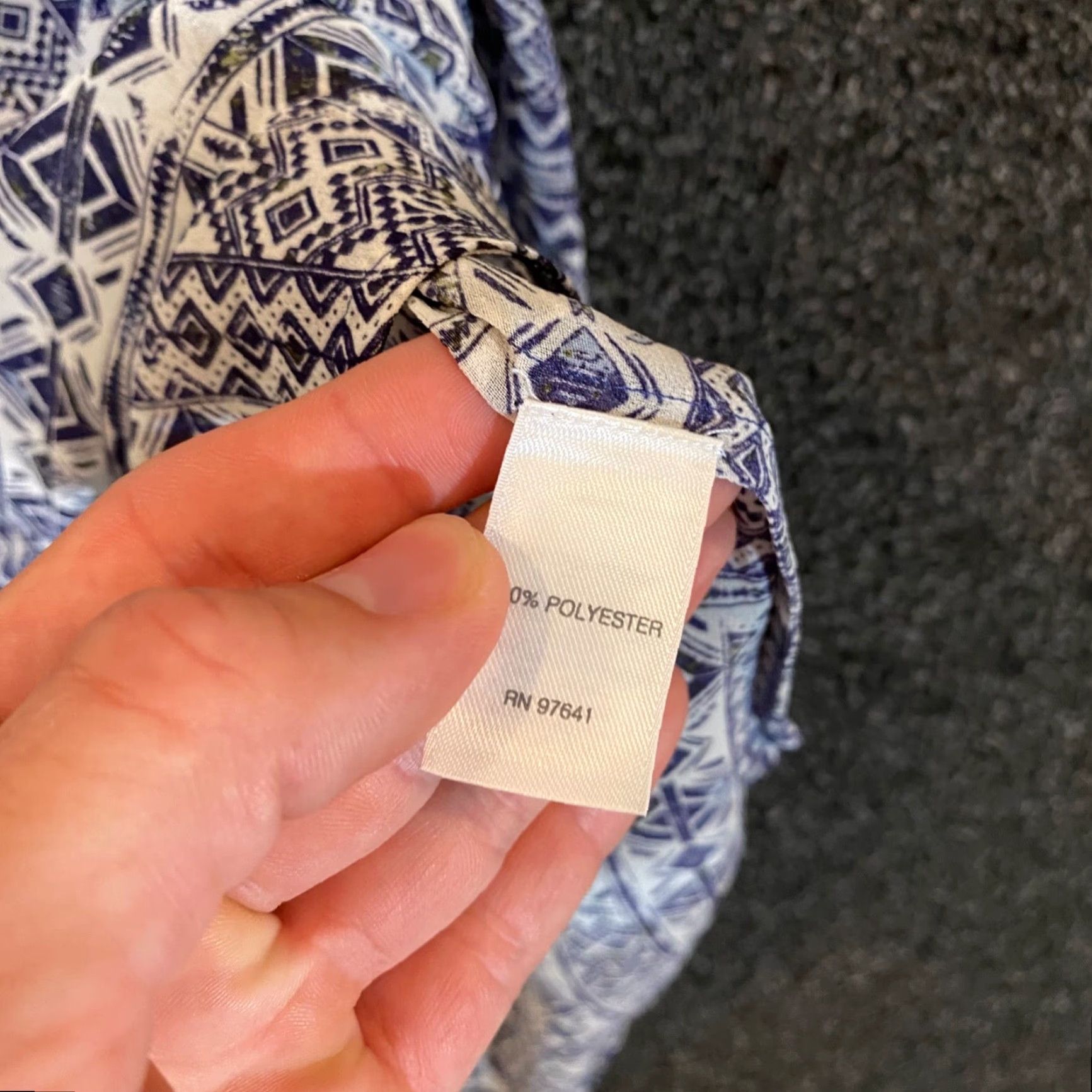 J. Jill J. Jill Shirt Women M Multicolor Sleeveless V-Neck Coverup Sheer Lightweight White Blue Geometric Casual, Travel, Party/Cocktail Womens Size M / US 6-8 / IT 42-44 - 7 Thumbnail