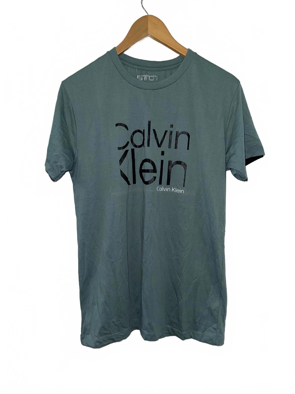 Calvin Klein Calvin Klein Graphic T-Shirt - Stylish & Comfortable Size US L / EU 52-54 / 3 - 1 Thumbnail