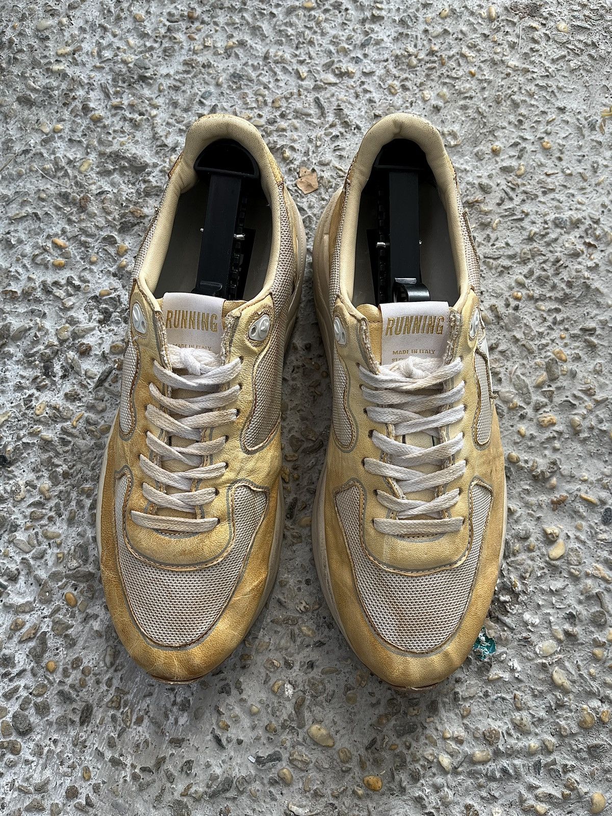 Golden Goose Running Beige Sneaker Size US 7 / EU 40 - 3 Thumbnail