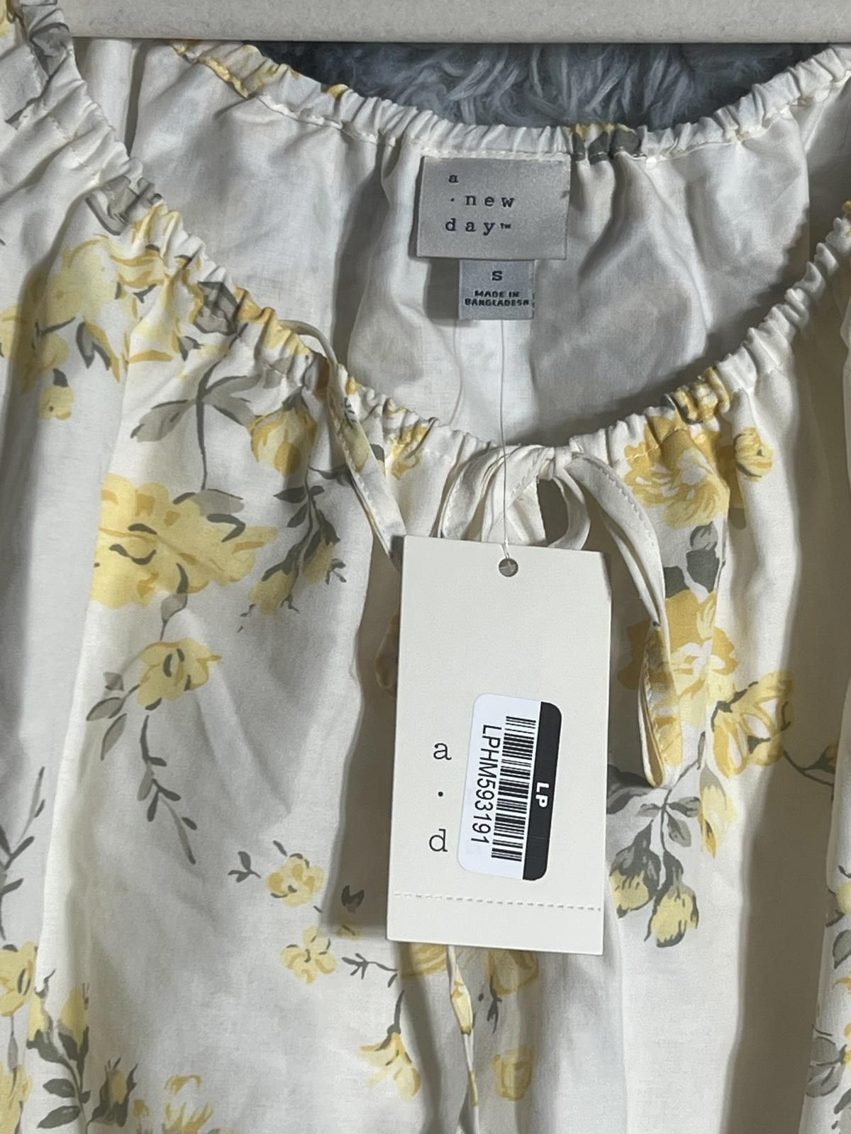 Other A New Day Women's Yellow Floral Puff Sleeve Crop Small Size S / US 4 / IT 40 - 2 Thumbnail