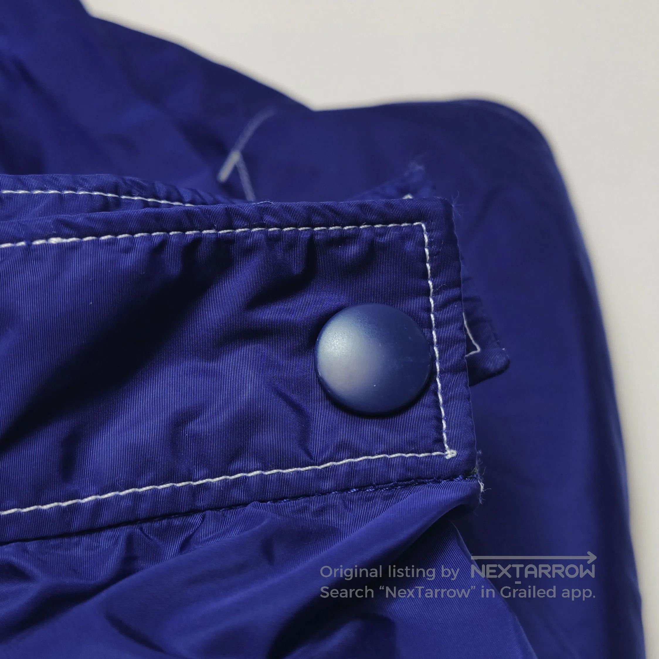 Prada Prada Hooded Triangle Logo Jacket in Blue . Size US M / EU 48-50 / 2 - 8 Thumbnail