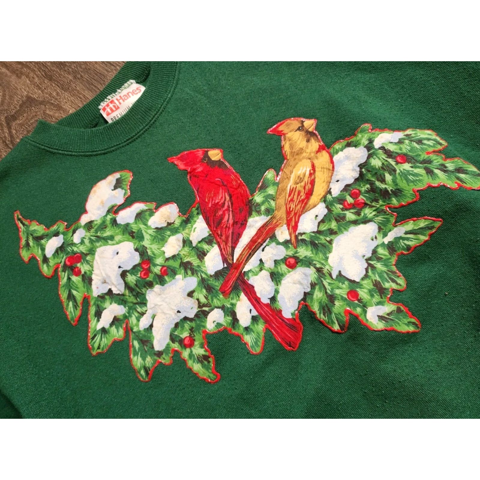 Hanes VINTAGE Hanes Sweatshirt Crewneck Womens M Green Cardinal Bird 90s Graphic Pullover Christmas Distressed - Adult Women Medium Green 1980s-1989s Size M / US 6-8 / IT 42-44 - 4 Thumbnail