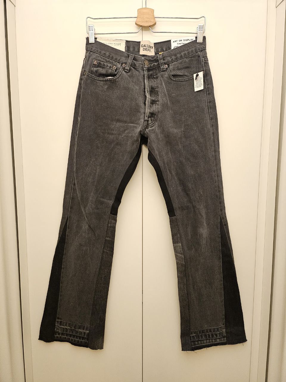 Gallery Dept. *New* La Flare Jeans Size US 26 / EU 42 - 1 Thumbnail