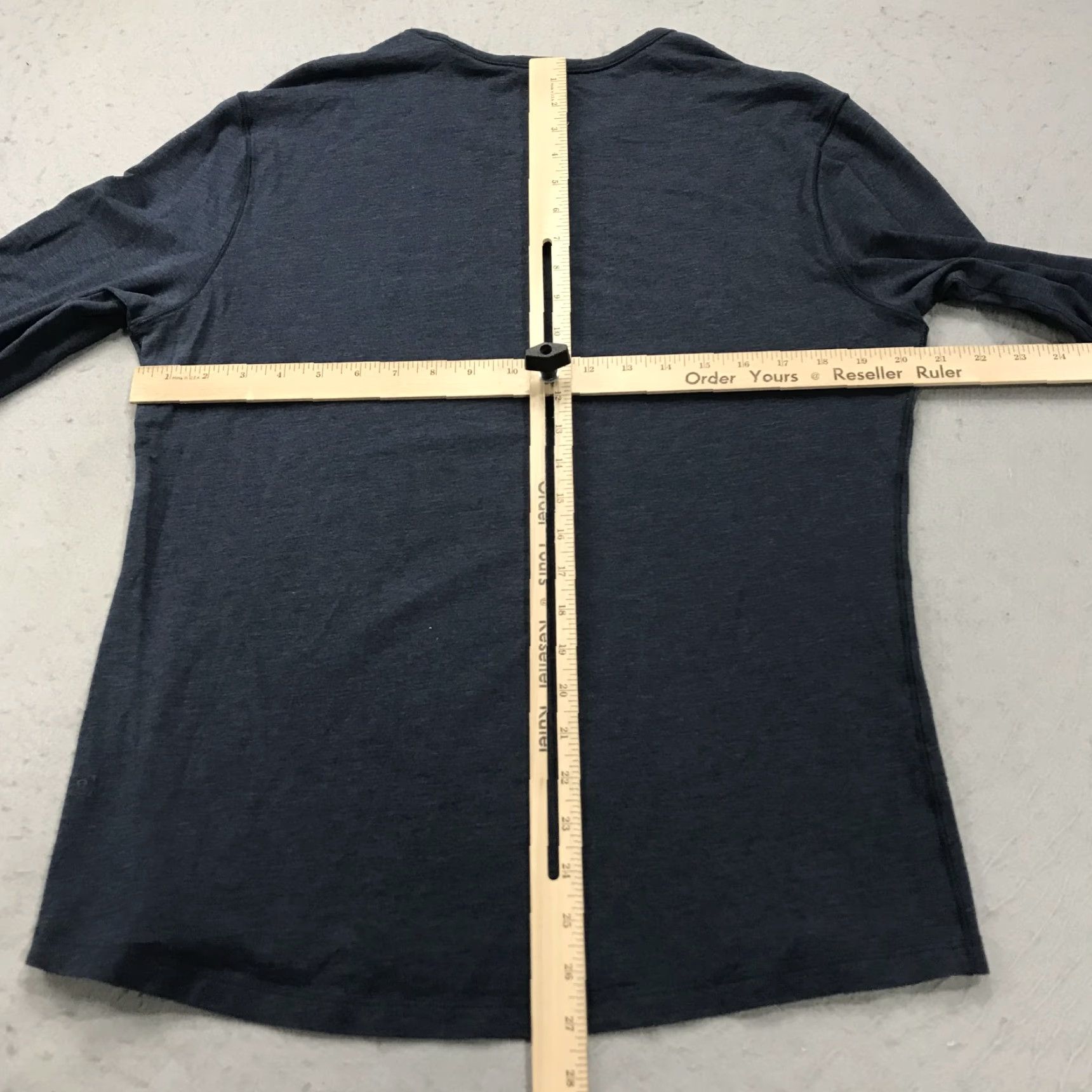 Lululemon Lululemon Shirt Mens Large Dark Blue Long Sleeve Pima Cotton Blend Gym Lifting Size US L / EU 52-54 / 3 - 6 Thumbnail