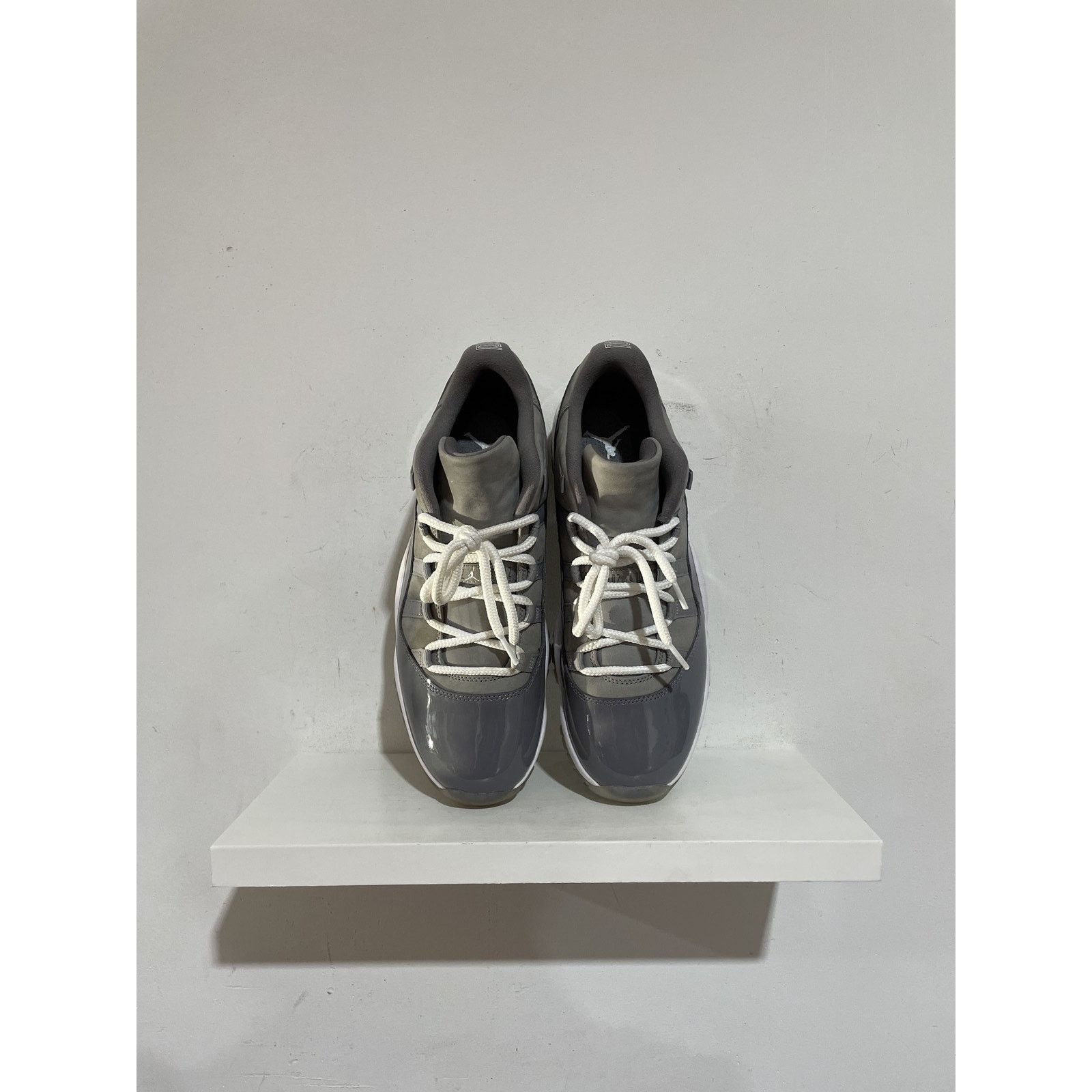 Nike NIKE JORDAN 11 LOW COOL GREY SIZE 11.5 PREOWNED Size US 11.5 / EU 44-45 - 3 Thumbnail