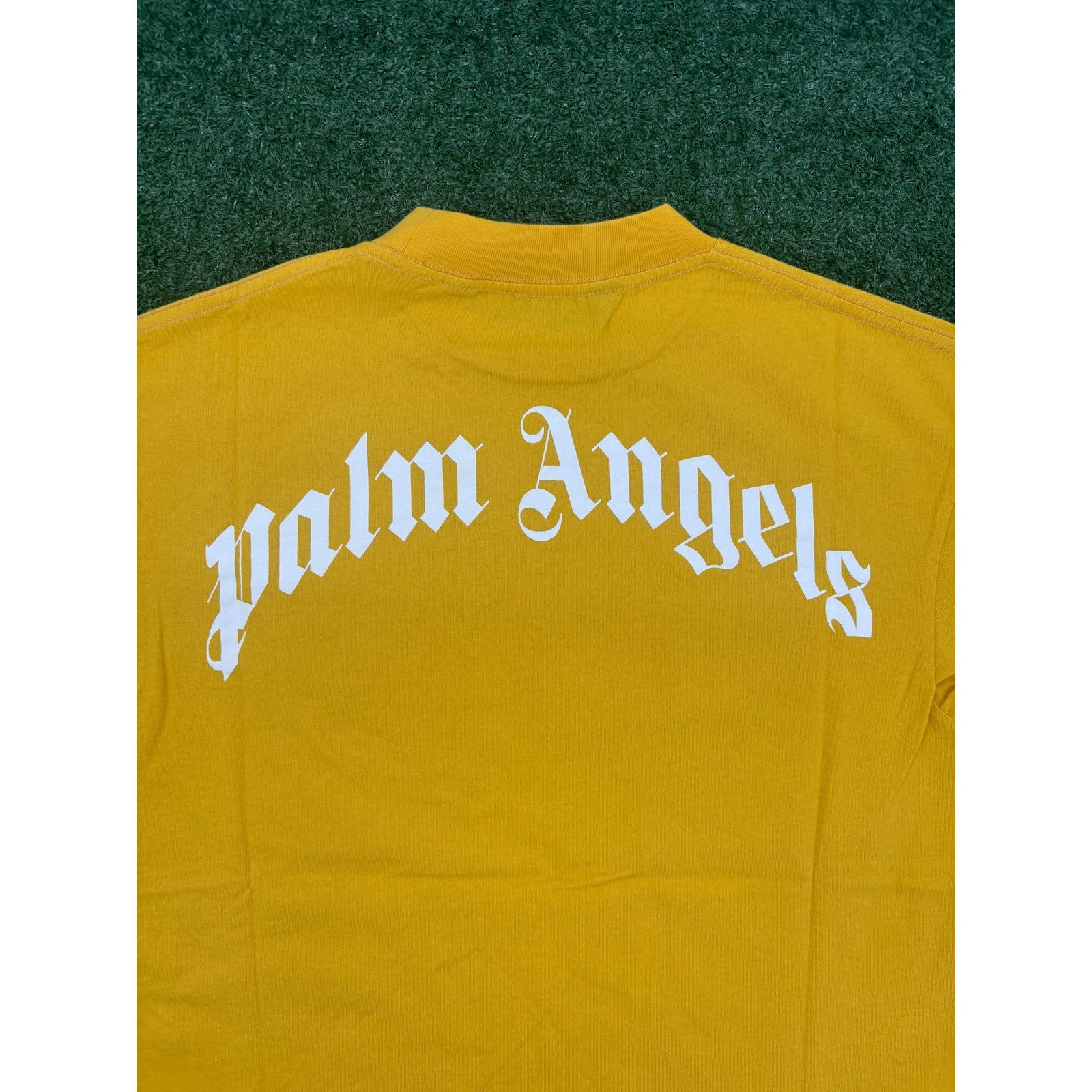 Palm Angels Palm Angels Classic Shark Design Yellow T-Shirt Size XS Size US XS / EU 42 / 0 - 5 Thumbnail
