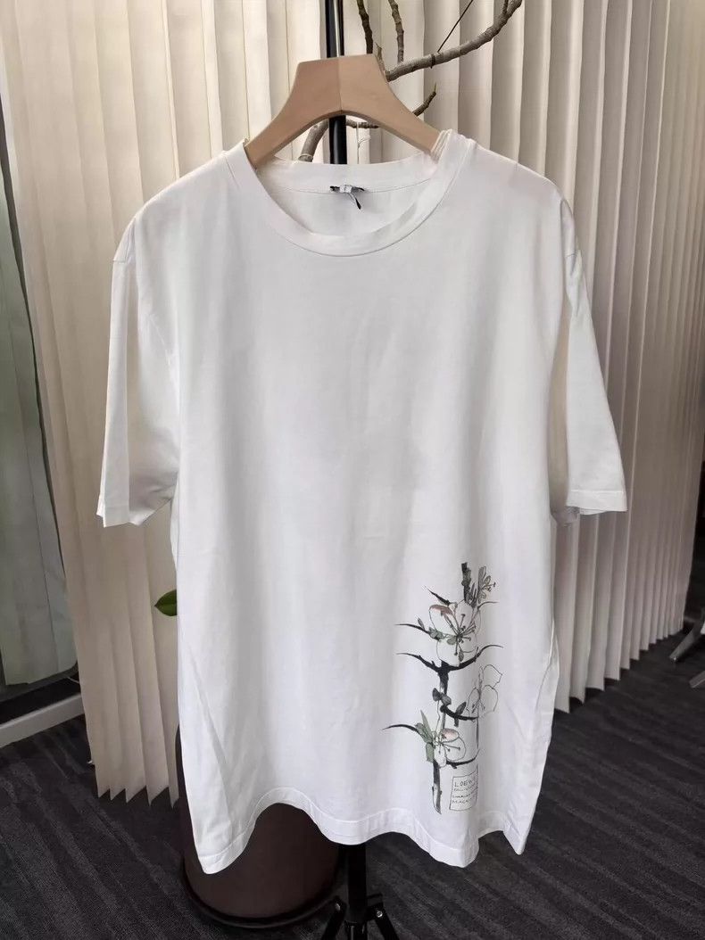 Loewe LOEWE White ladies T-shirt Size L / US 10 / IT 46 - 1 Thumbnail